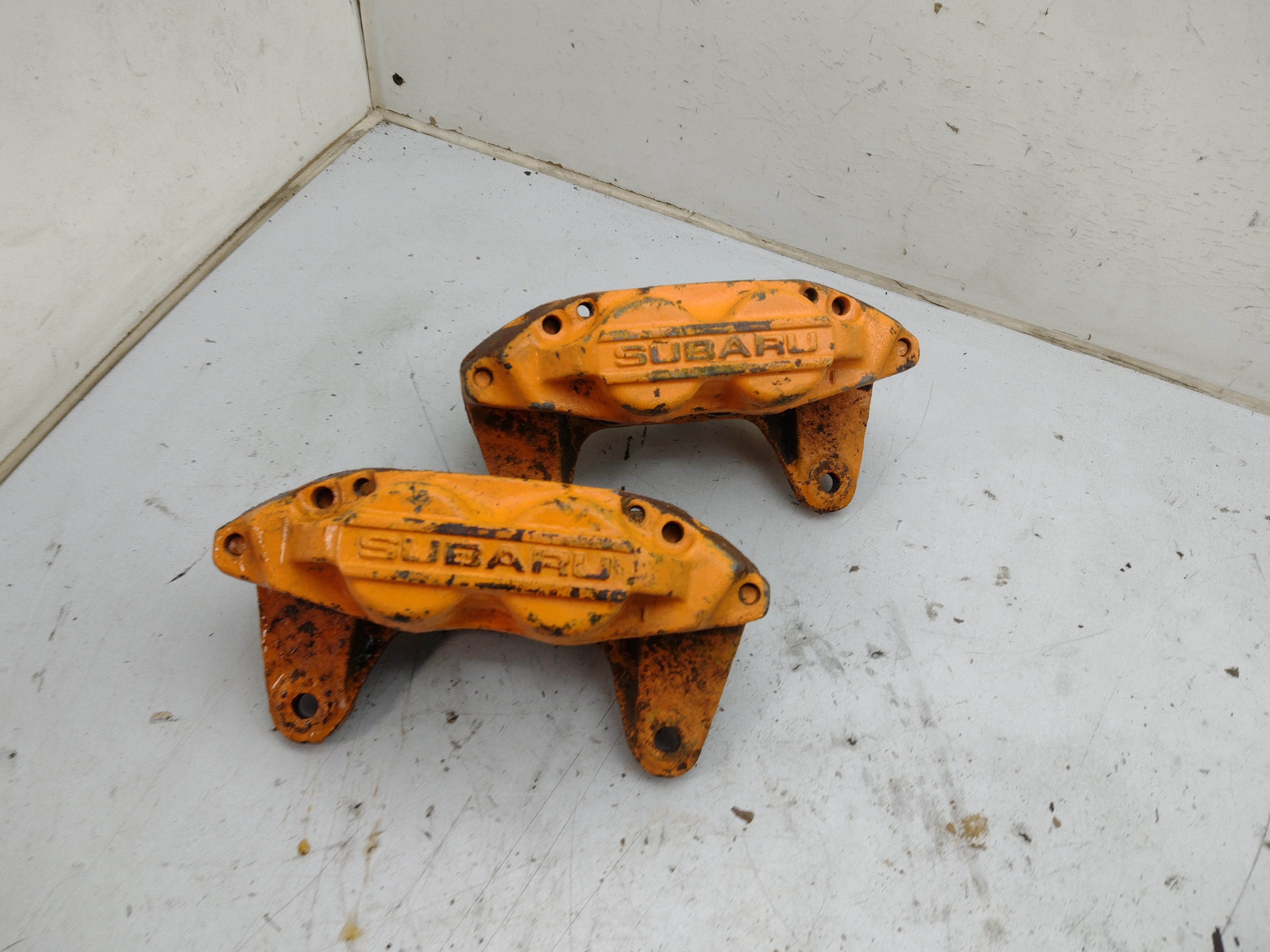 Bremssättel vorne 4 Kolben für Subaru Impreza GT WRX STI 