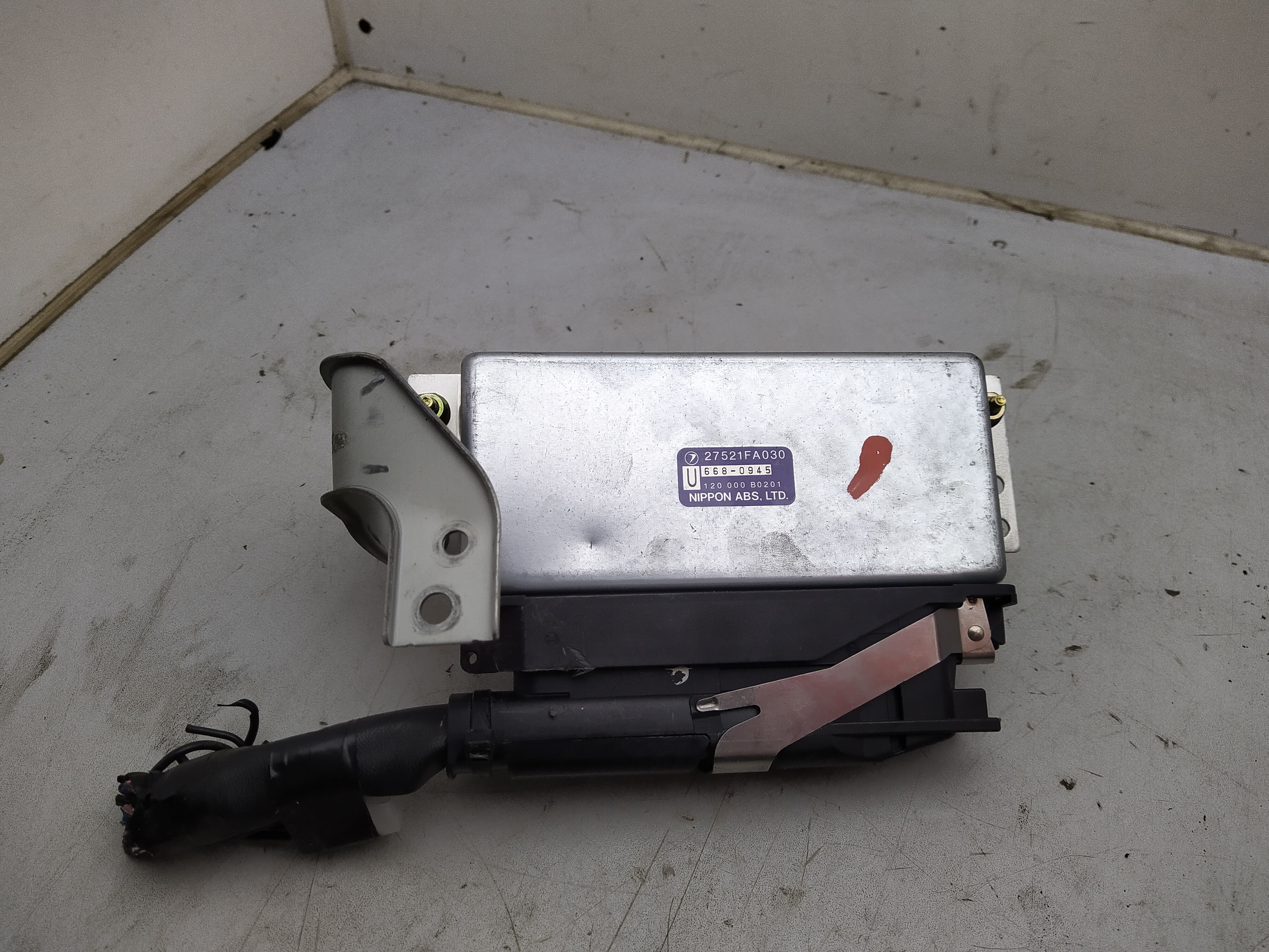 ABS Steuergerät 27521FA030 von Subaru Legacy 2 BD BG