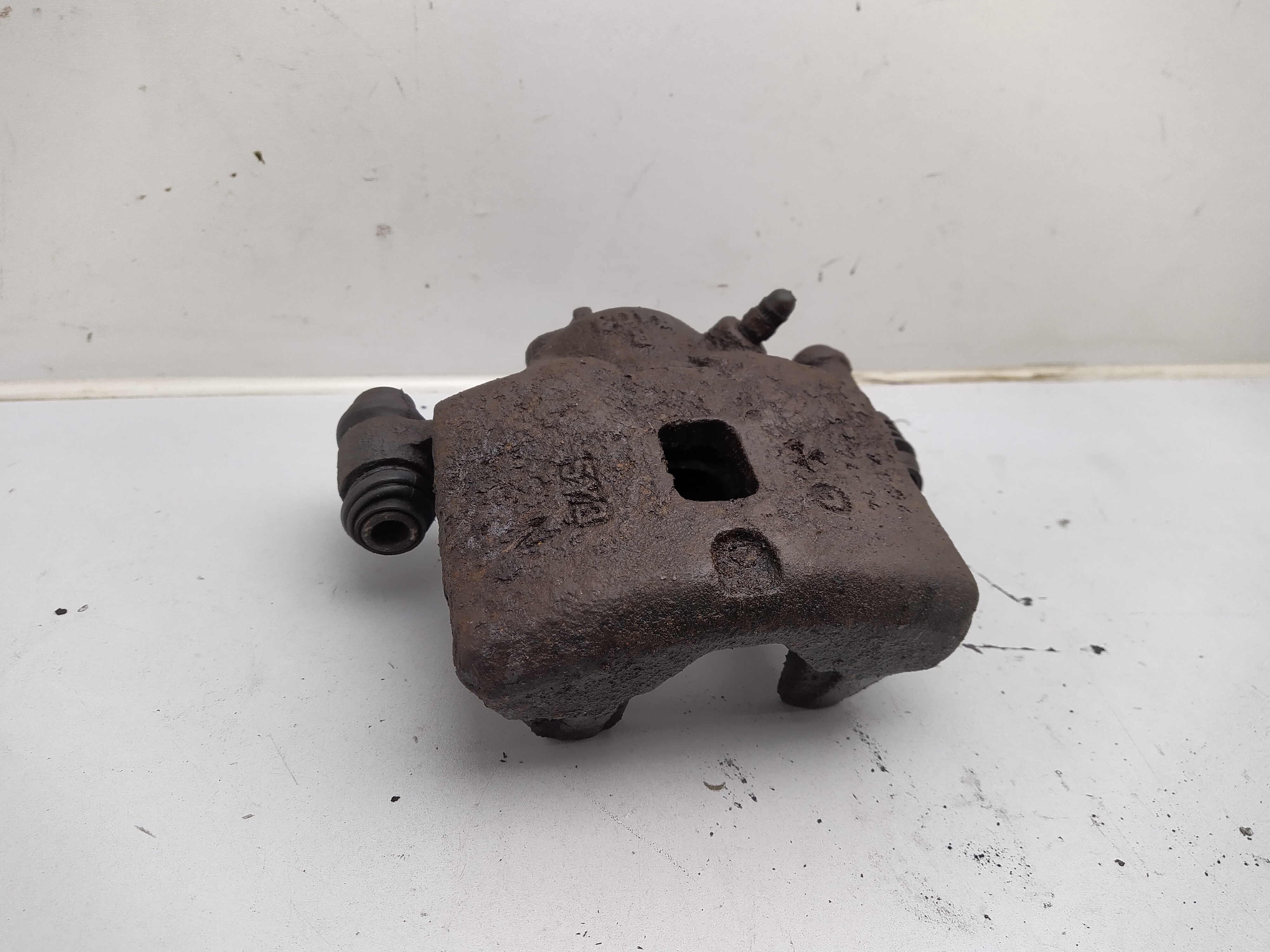 Bremssattel vorne rechts SUBARU IMPREZA GC GF Legacy BD BG Forester SF