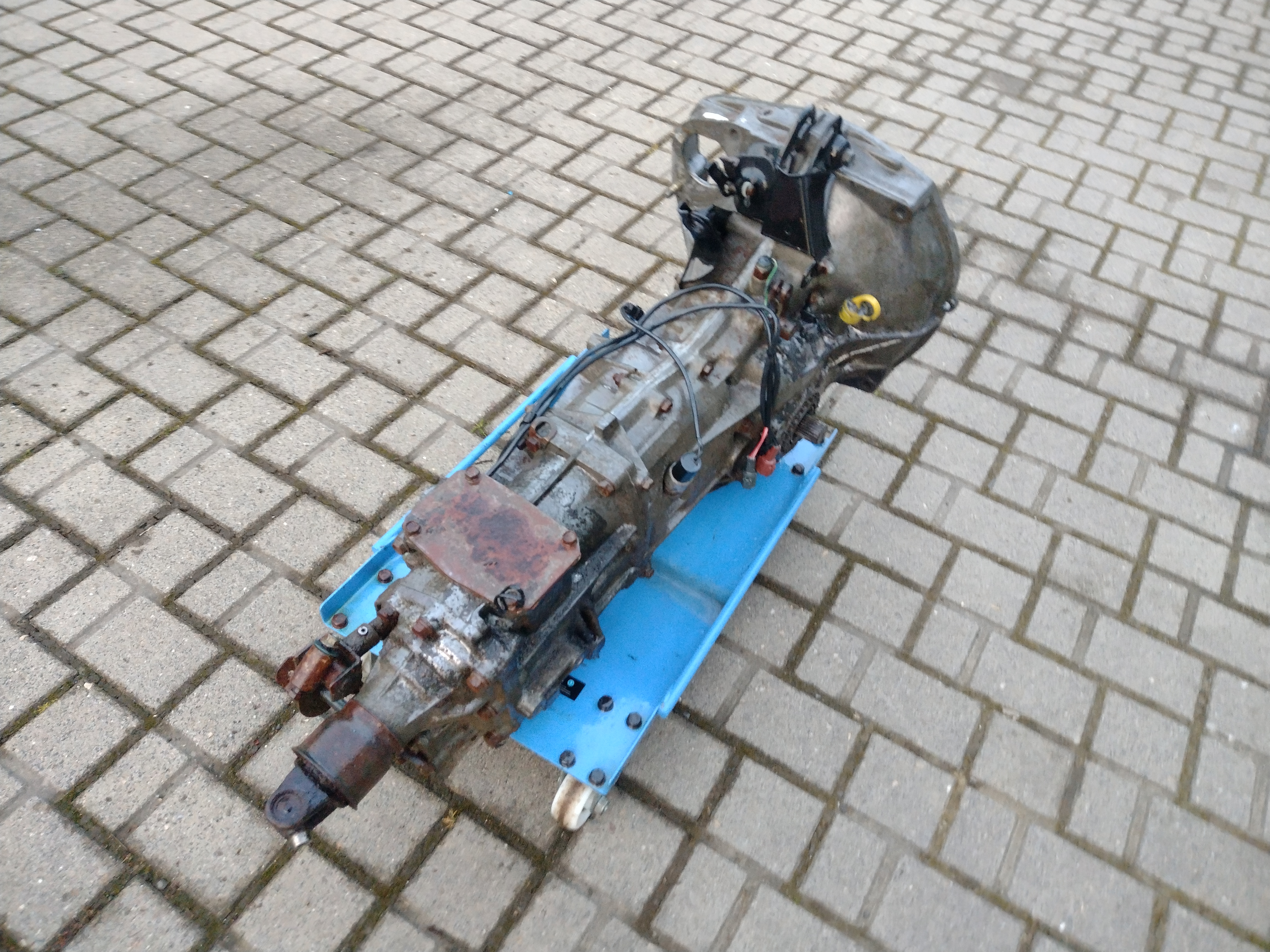 Getriebe mit Untersetzung TY752XGCAA für Subaru Legacy 2 BD BG 2.2l