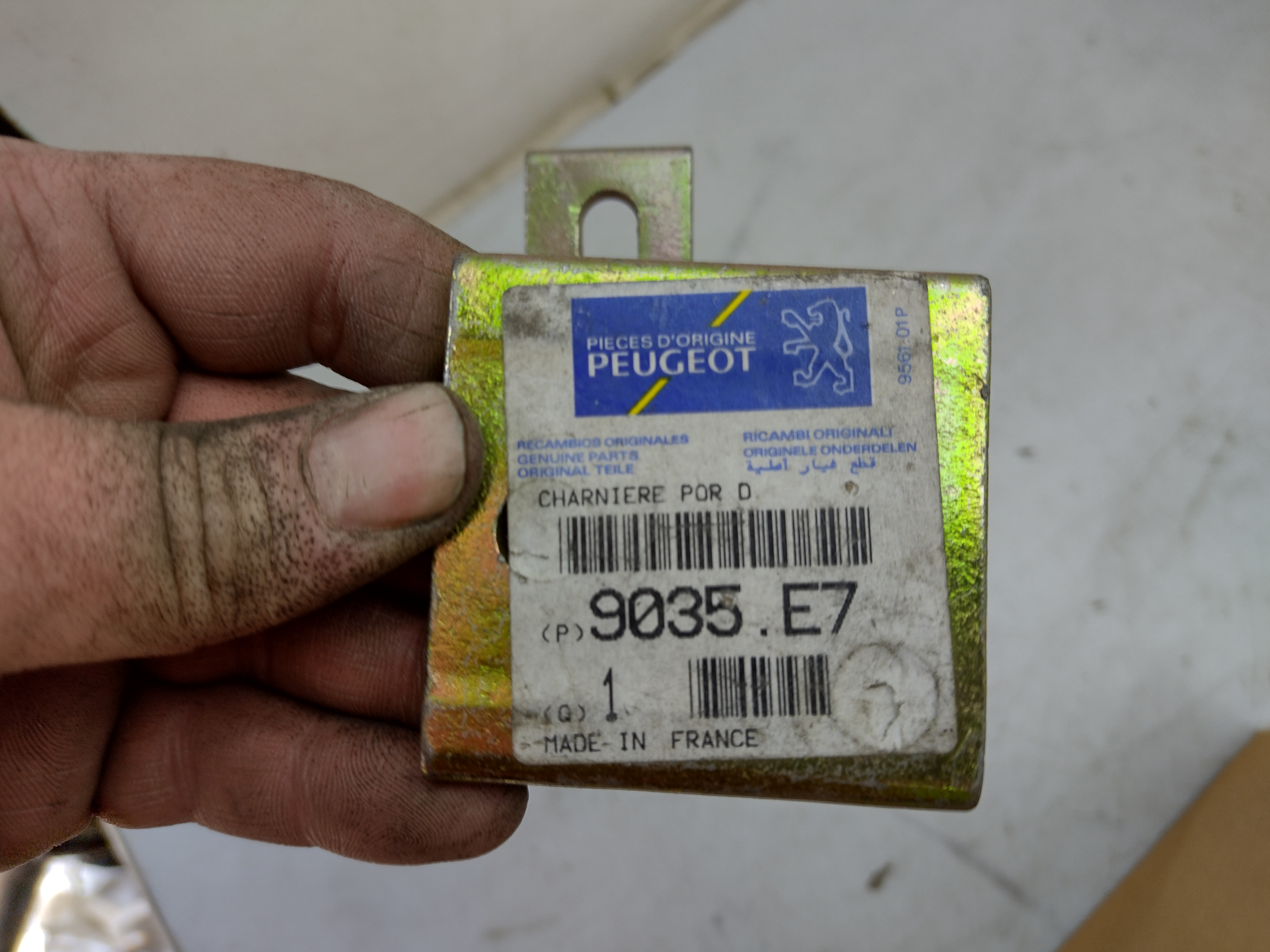 Peugeot Tür SCHARNIER 9035E7 NOS NEW OEM