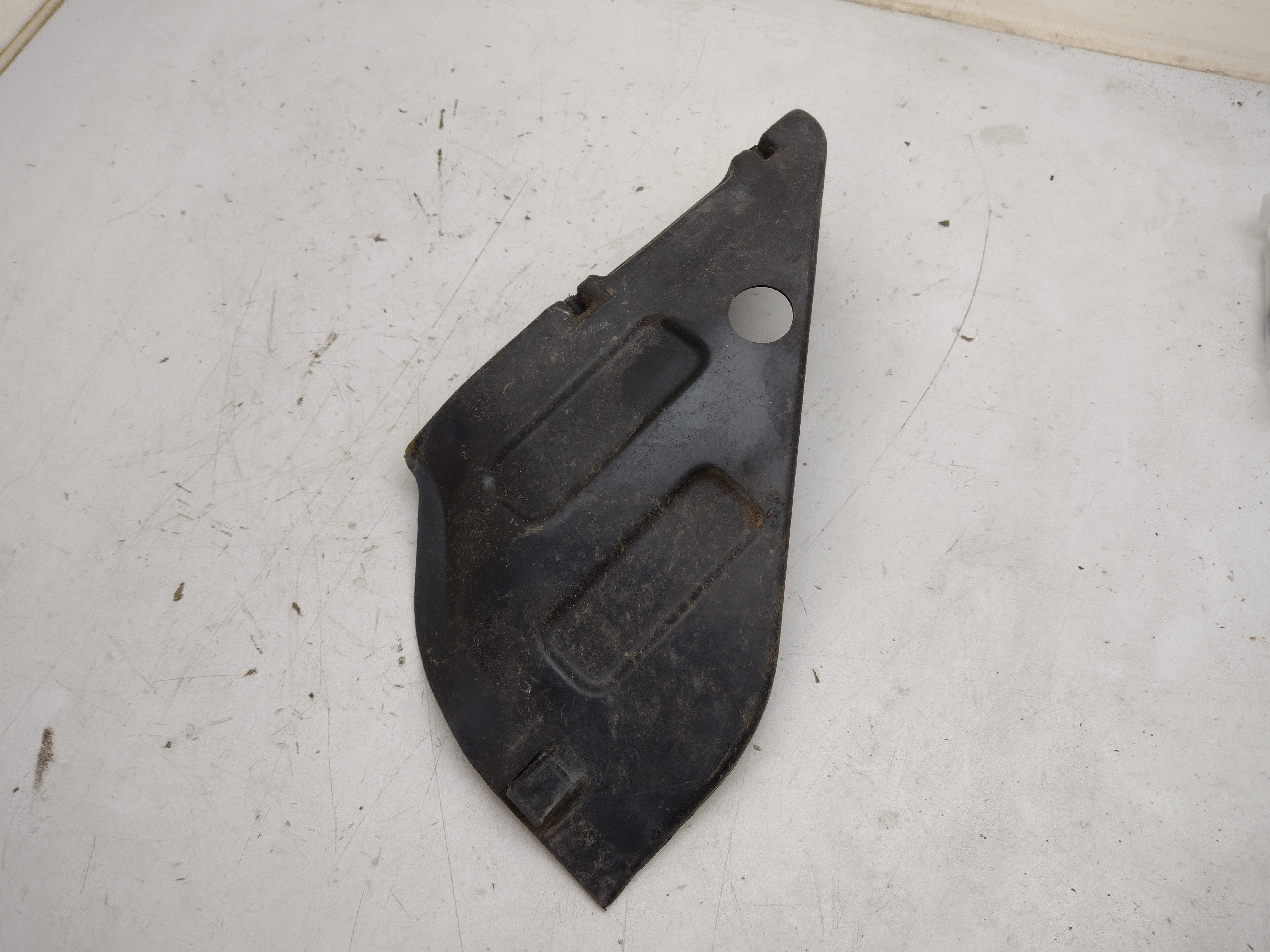 Splash Shield Spritzschutz vorne links 56410AA010 für Subaru Legacy BC BJF 1990-1995