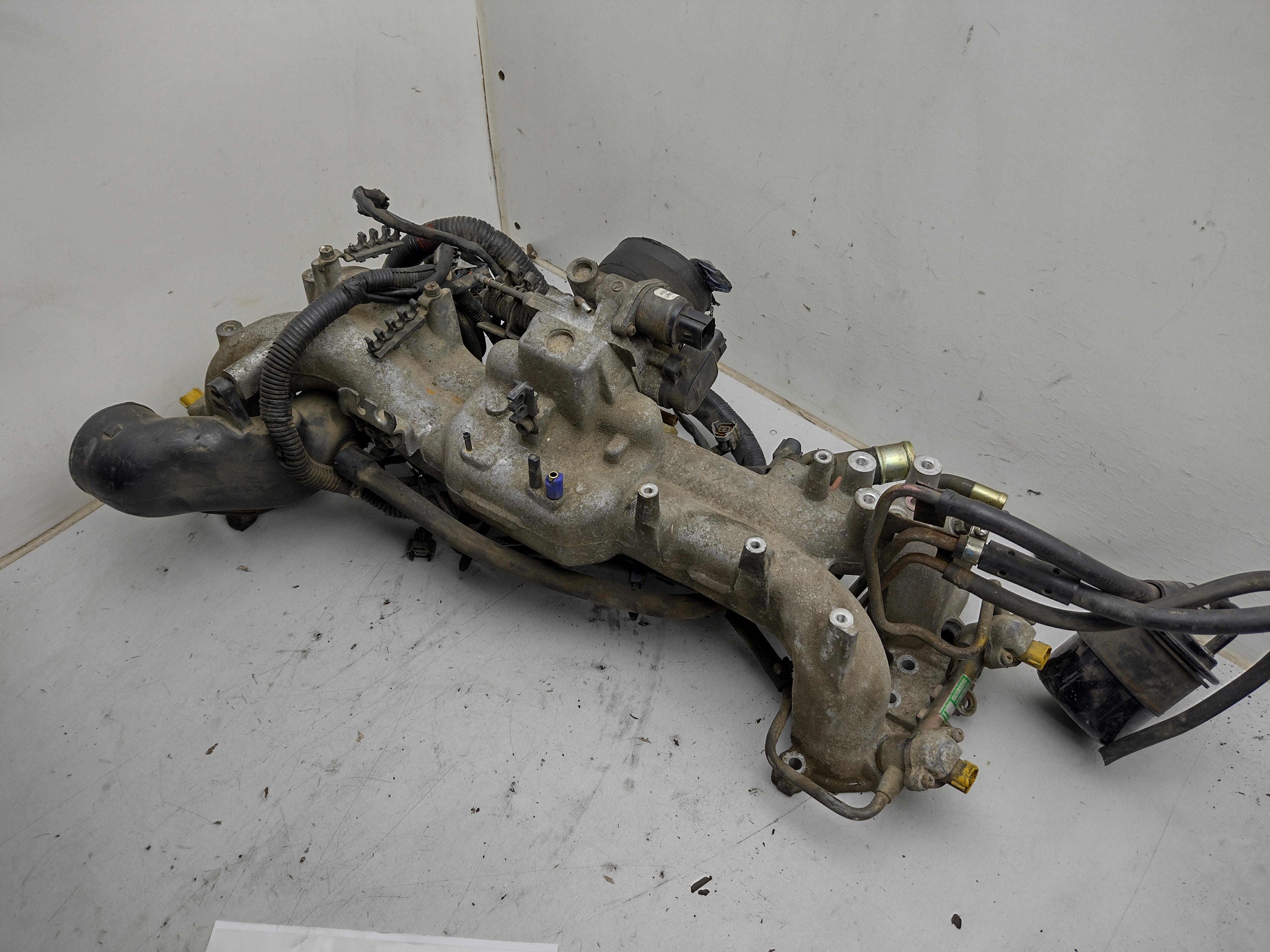 Ansaugbrücke mit Drosselklappe, Leerlaufregler LLR für Subaru Impreza GT GC8 GF8 98-00 WRX STI Turbo