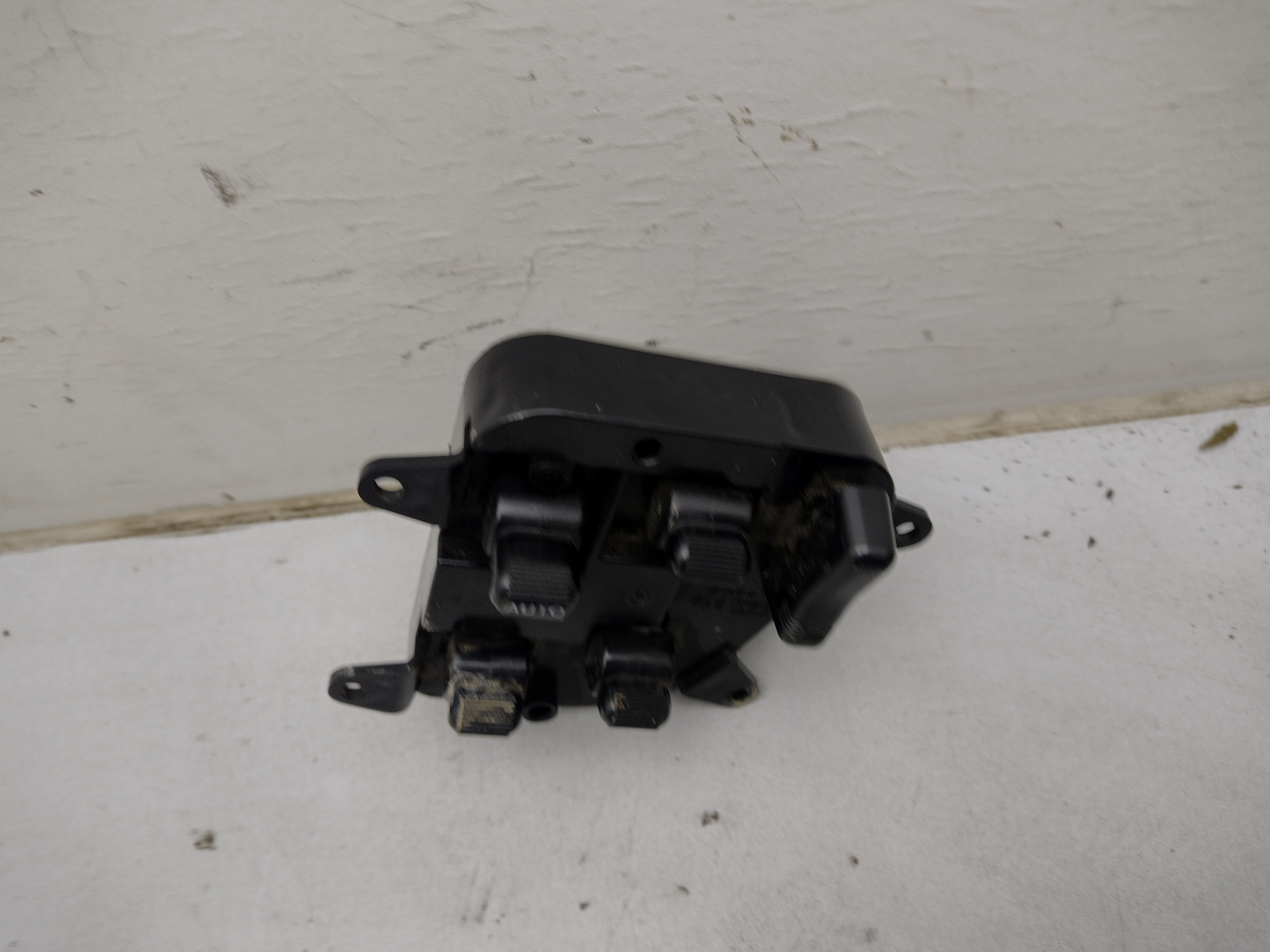 Schalter Fensterheber vorne links für Subaru Impreza GC GF 93-97