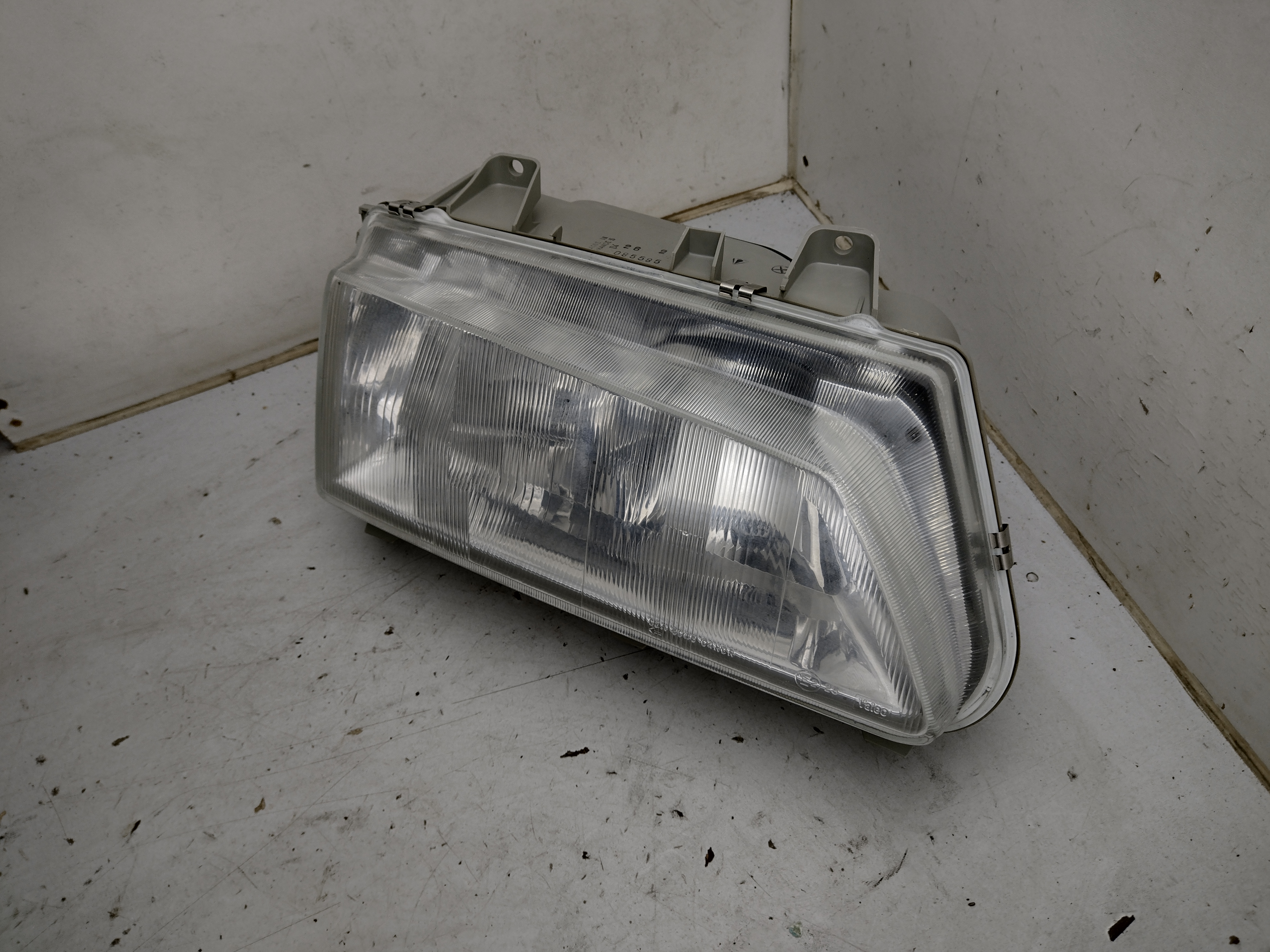 Peugeot 806 Scheinwerfer rechts 6205G8 NEU NOS NEW