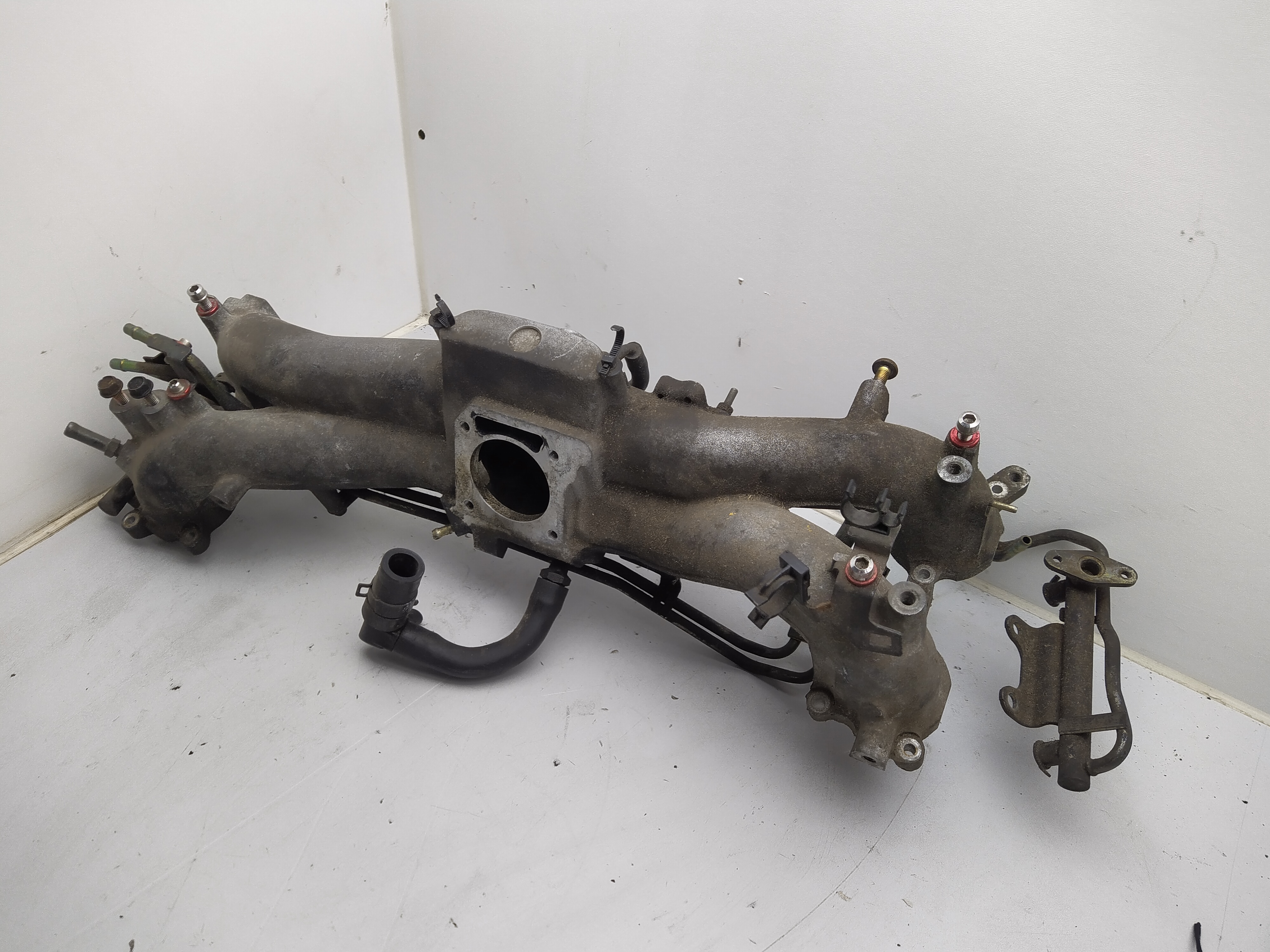 Ansaugbrücke mit Fuelrail von Subaru Impreza WRX STI EJ207