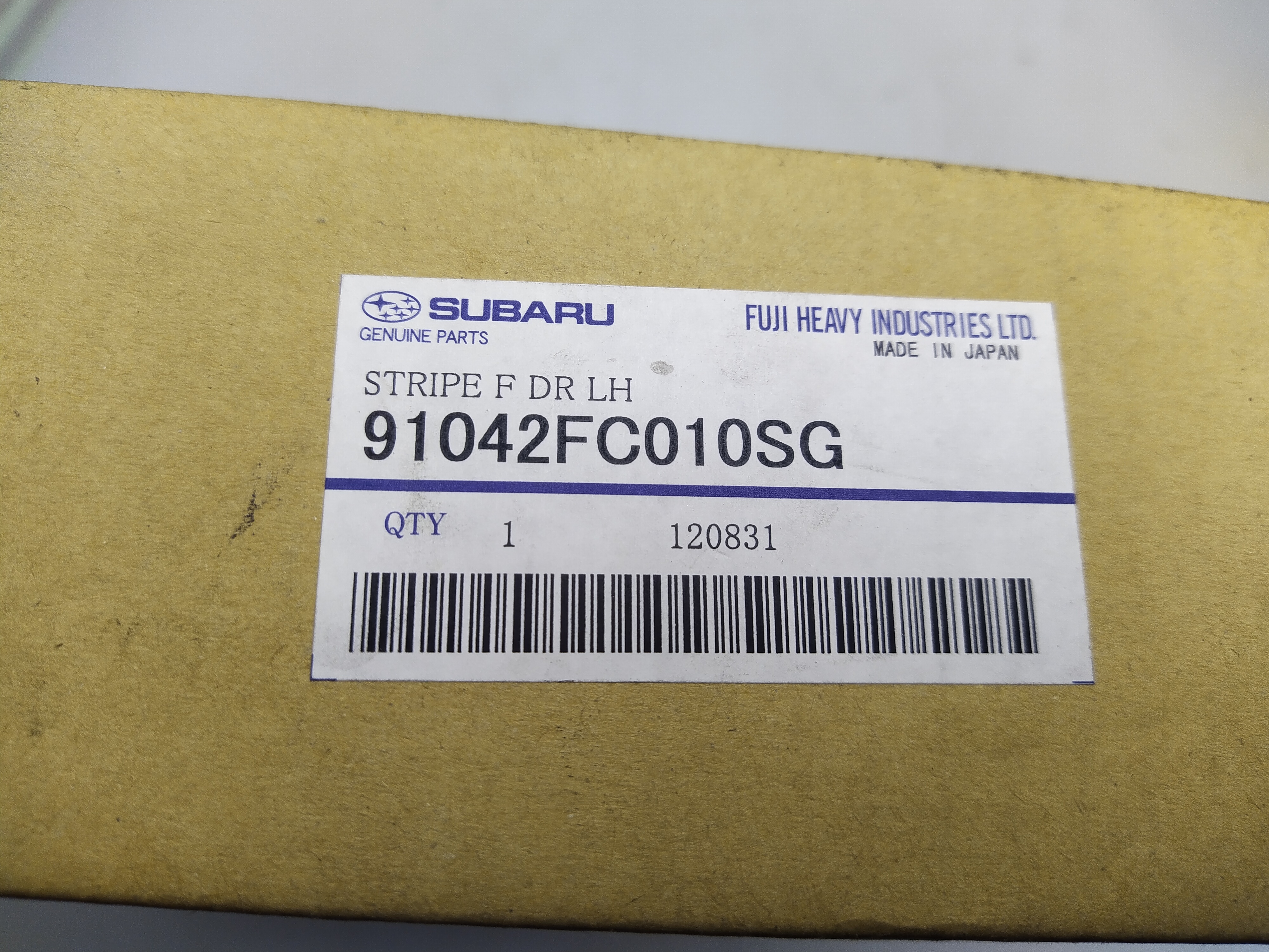 NOS Tür Seitenstreifen vorne links Subaru Forester SF 91042FC010SG
