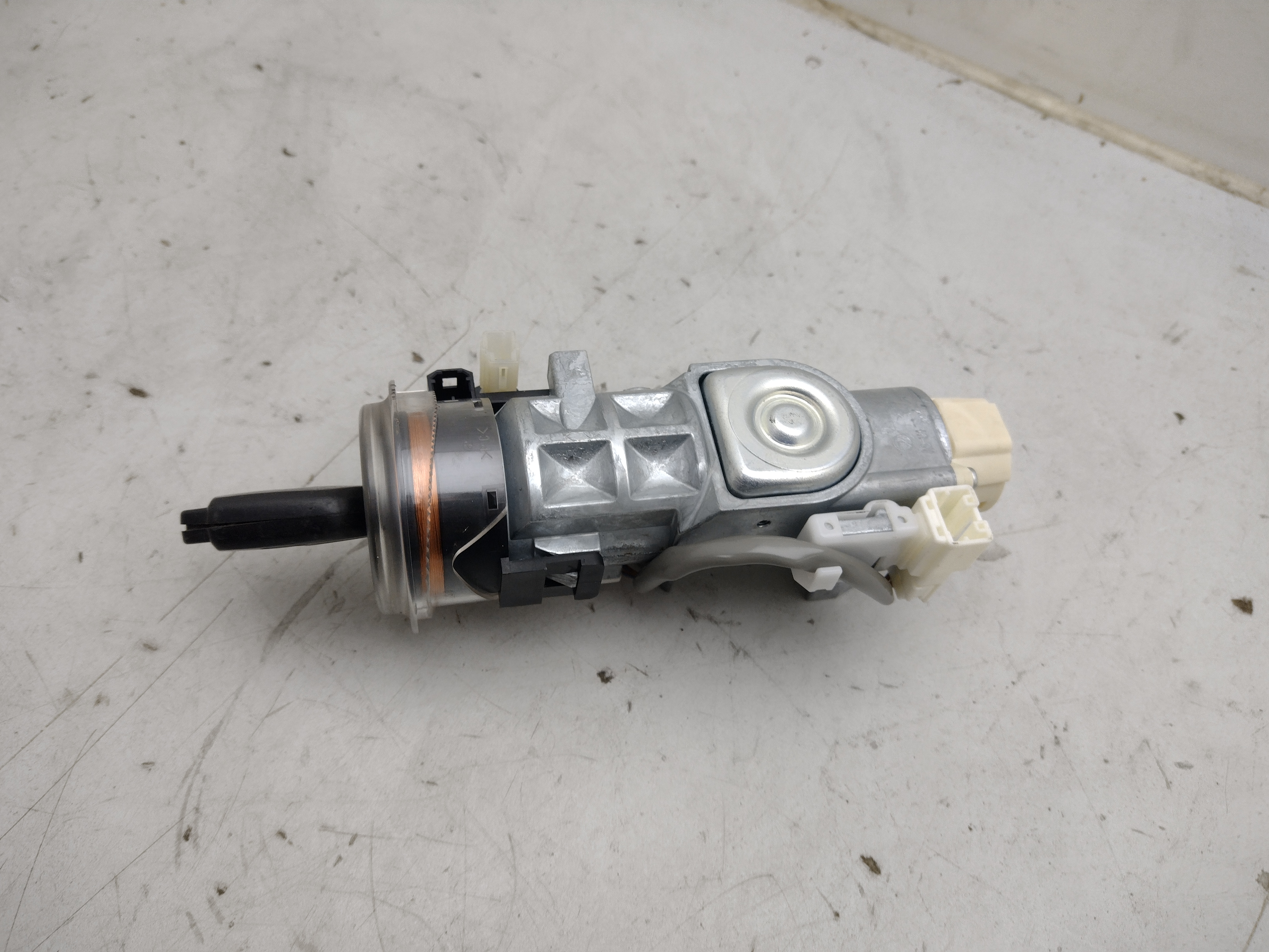 Zündschloss 88215AG000 mit Schlüssel für Subaru Legacy BL BP 03-08