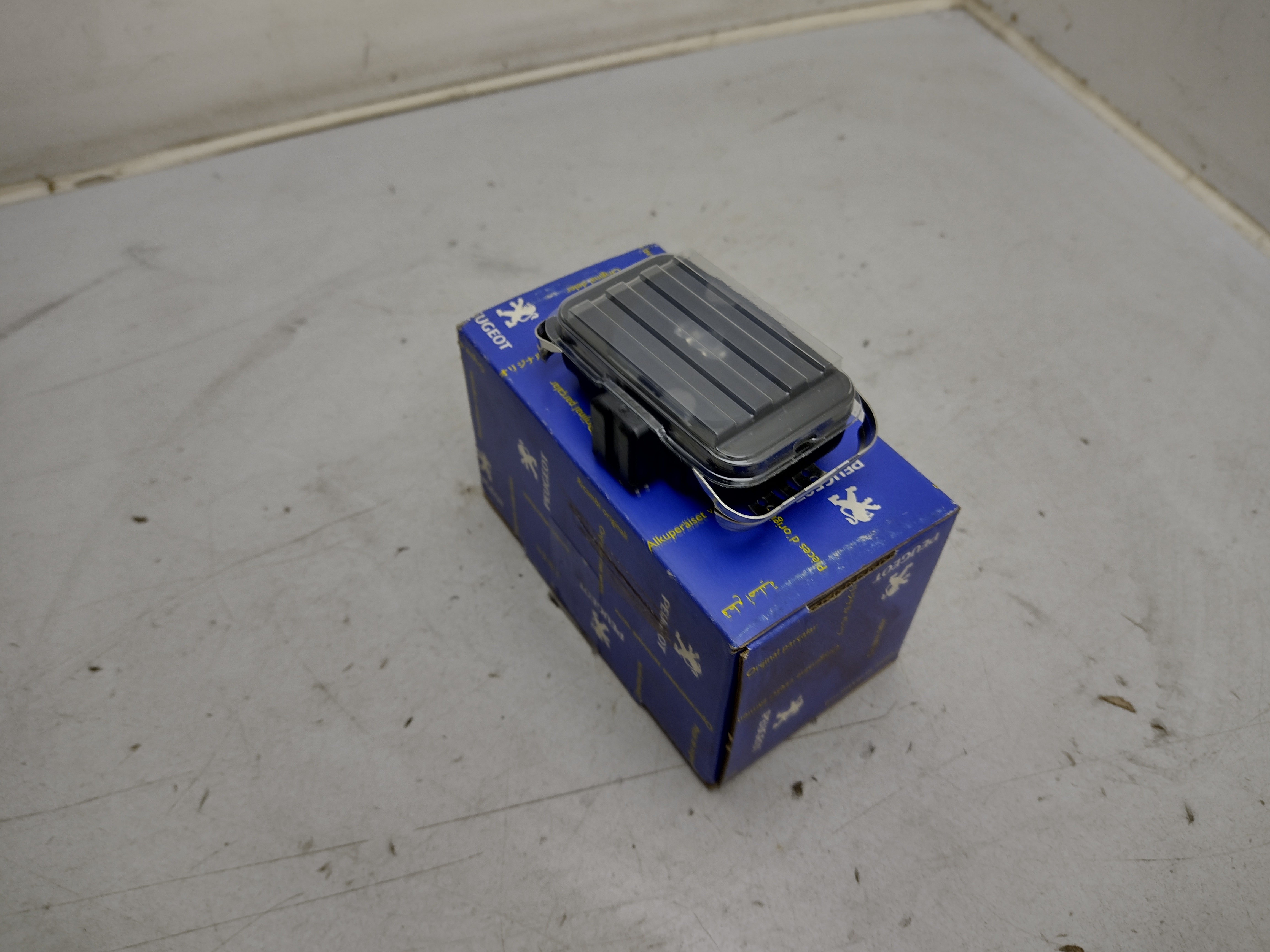 Peugeot / Citroen Regensensor 6405W9 NEU NOS NEW OEM