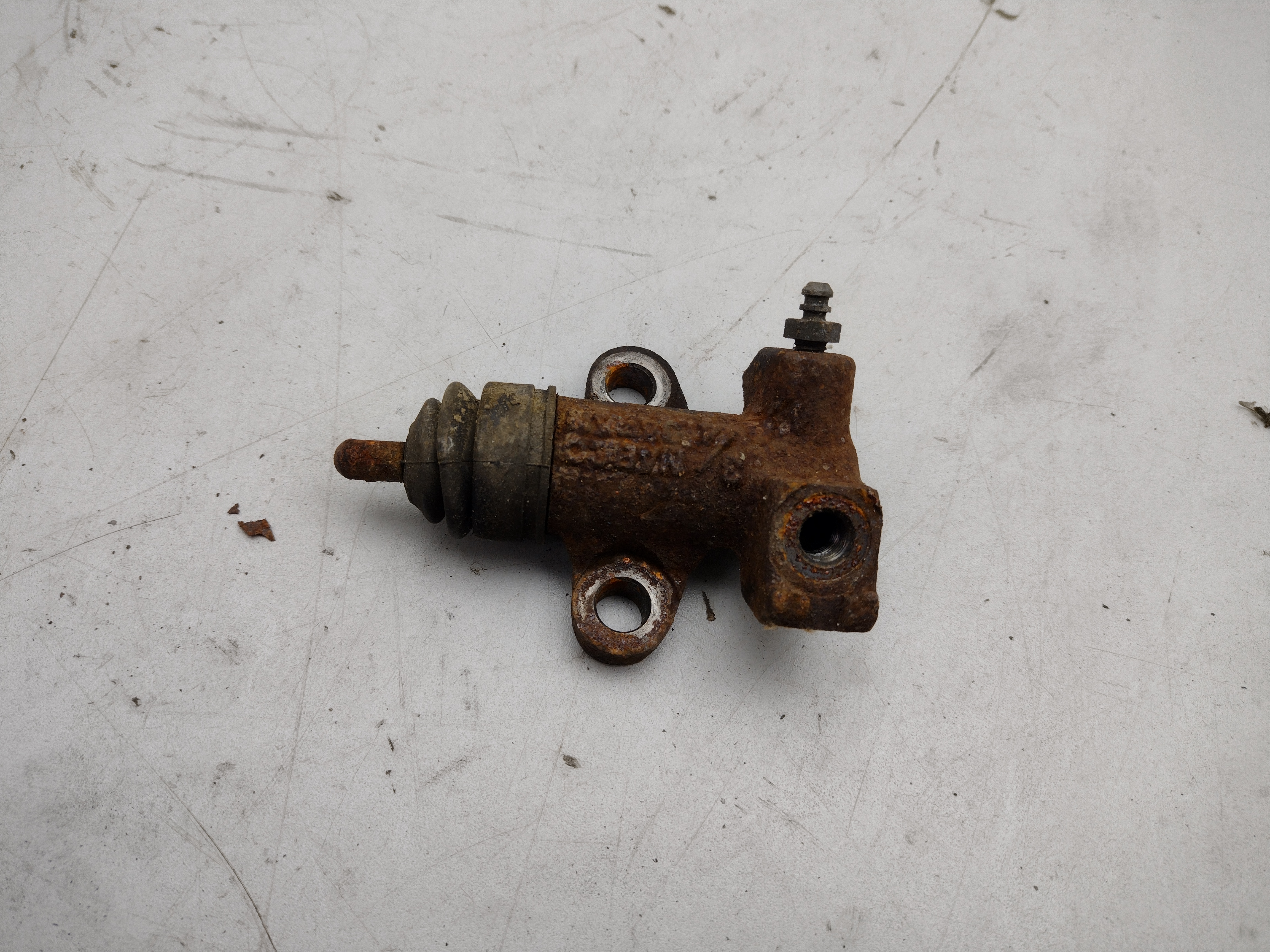 Kupplungsnehmerzylinder für Subaru Impreza GC GF 93-00