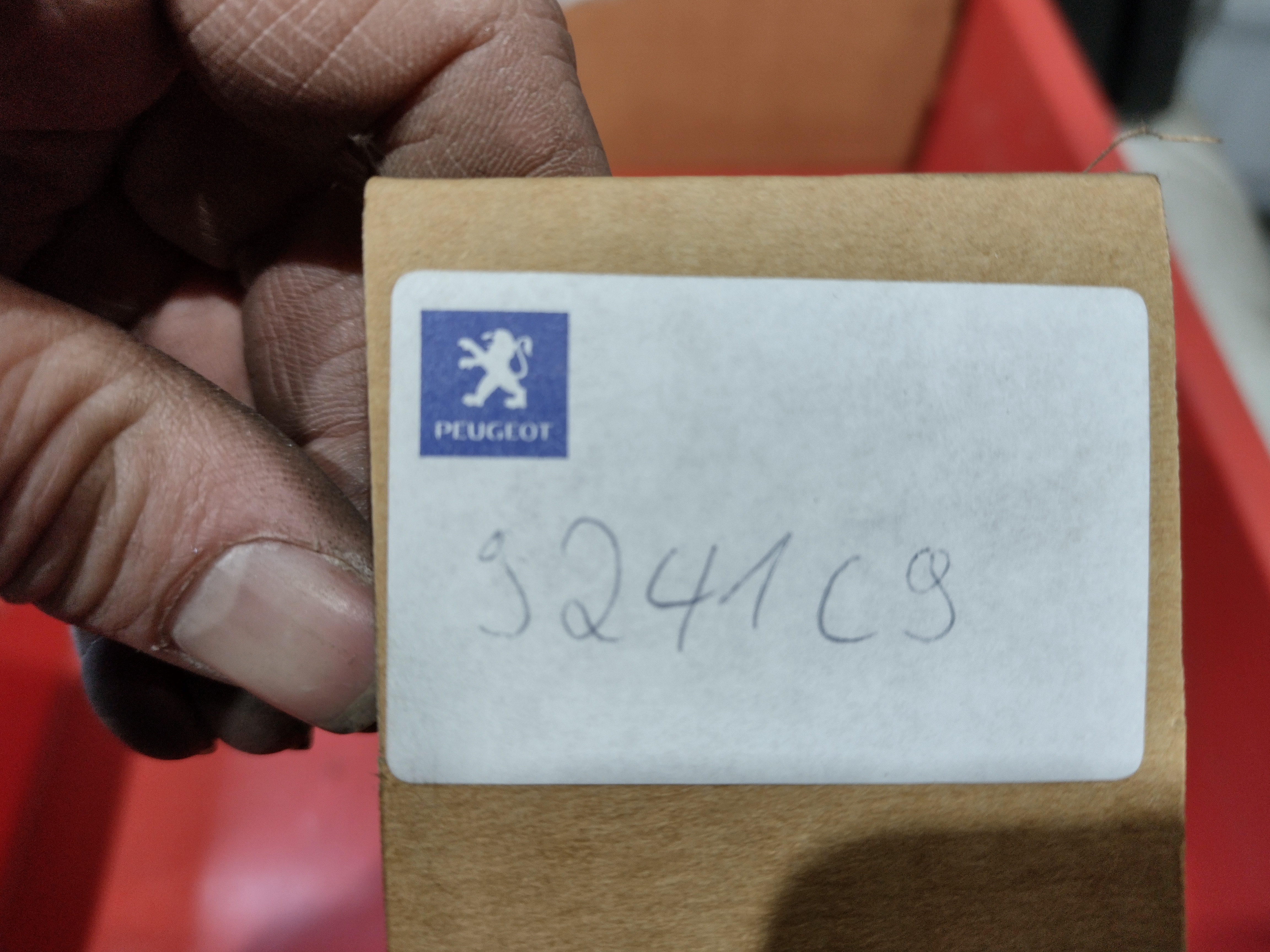 Peugeot STOPFEN FÜR KURBELEINTRITTSLOCH 9241C9 Fensterkurbelrosette NEU NOS NEW