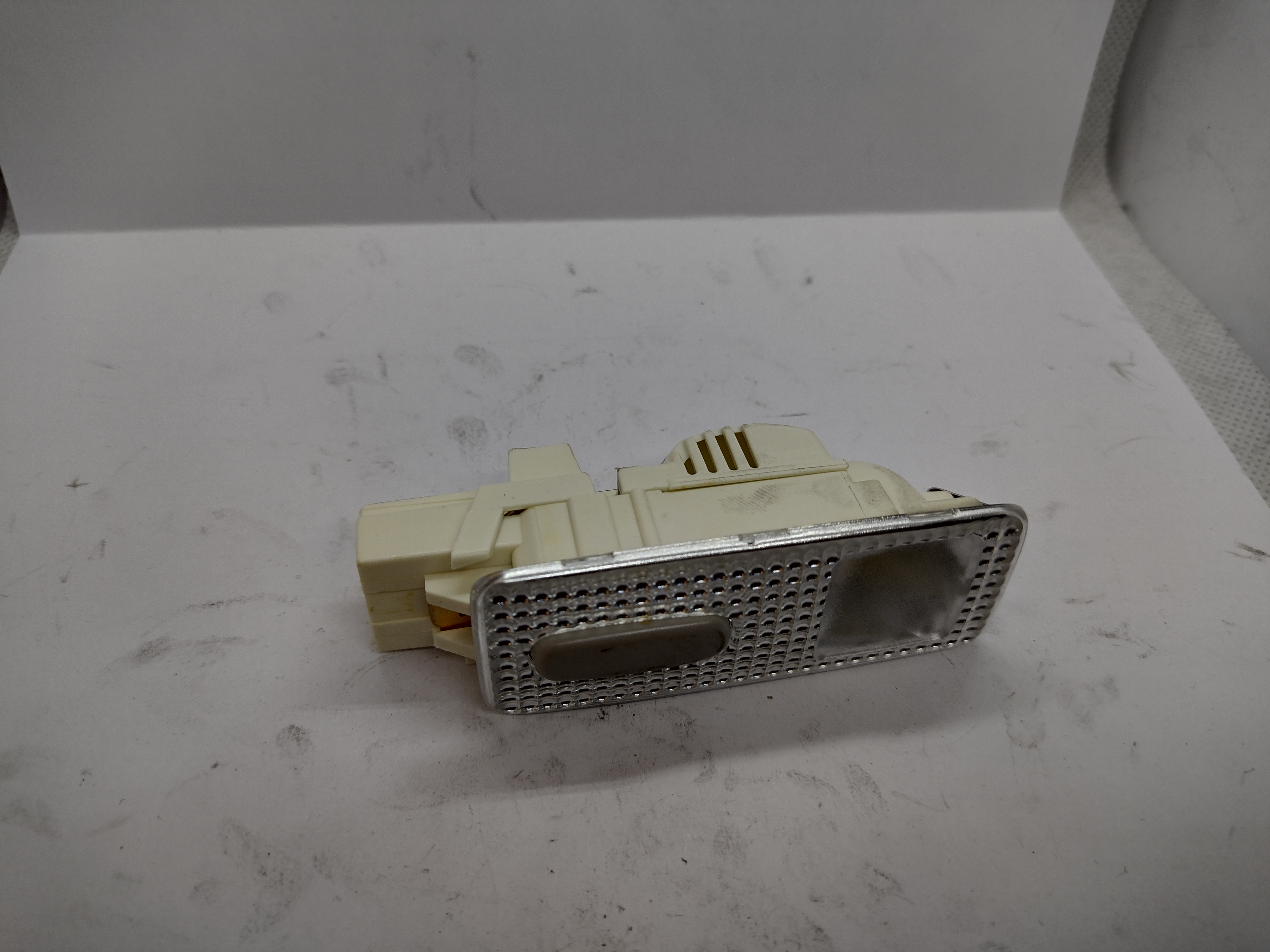 Peugeot / Citroen LESELAMPE 6362P0 NEU NOS NEW OEM