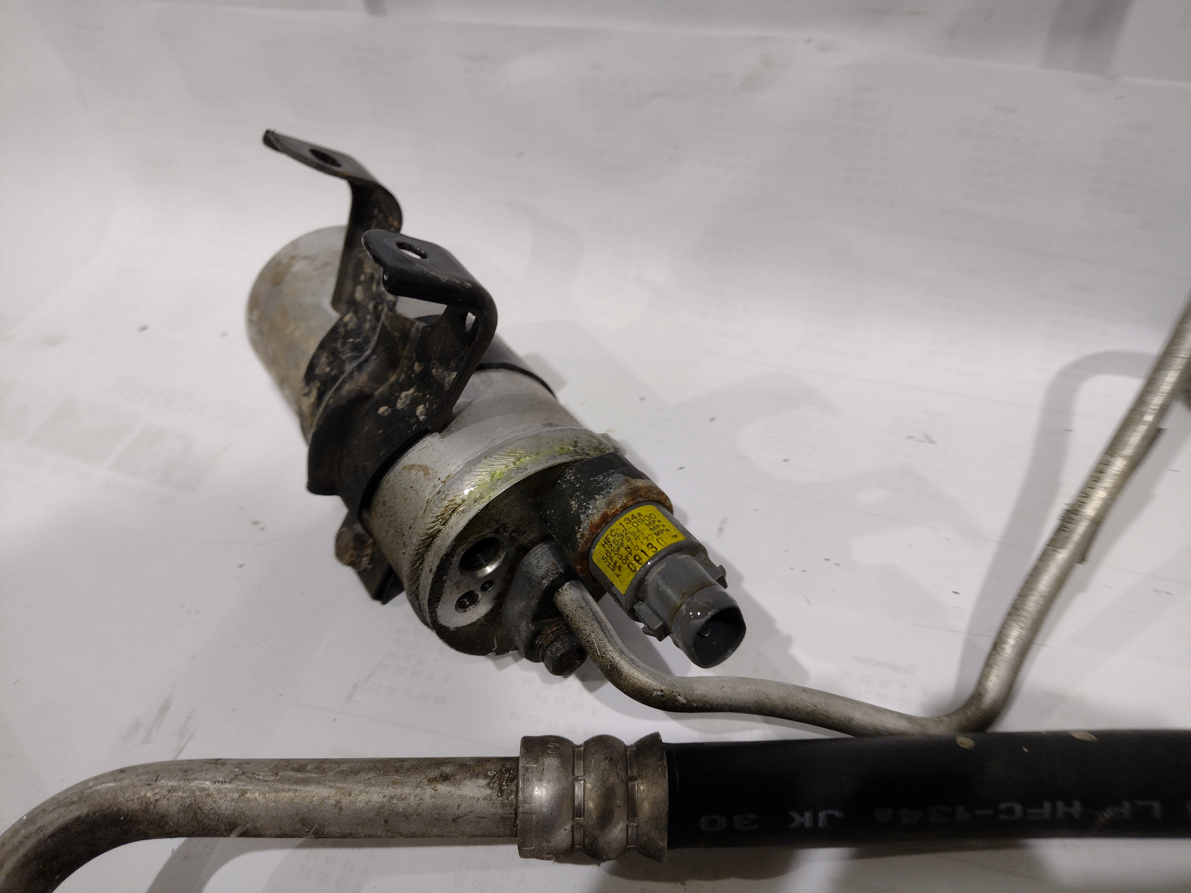 Klimaleitungen mit Trockner für Subaru Outback H6 Legacy BE BH  210PS EZ30 MOTOR