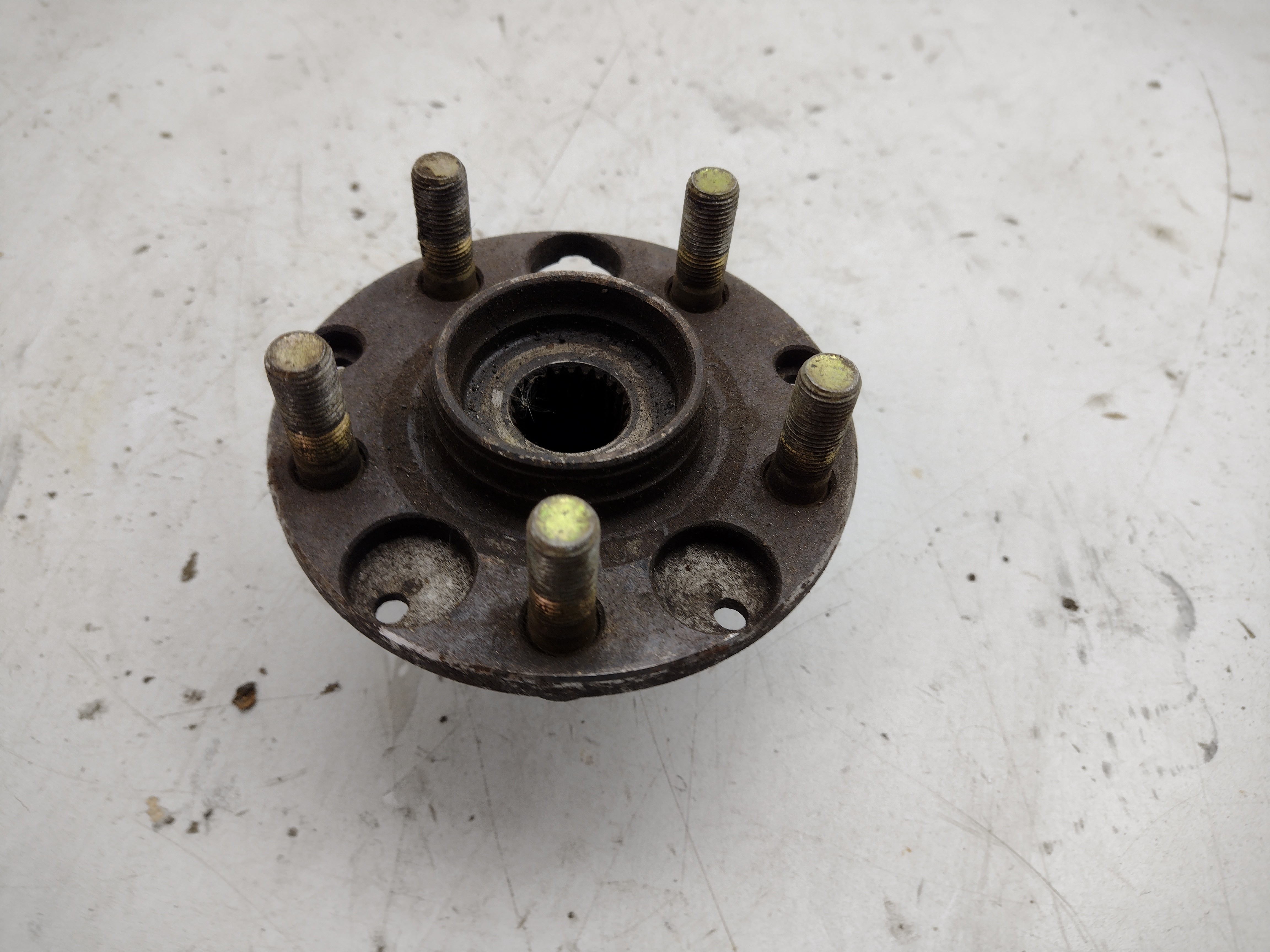 Radnabe hinten 5x100  für Subaru Forester SF SG