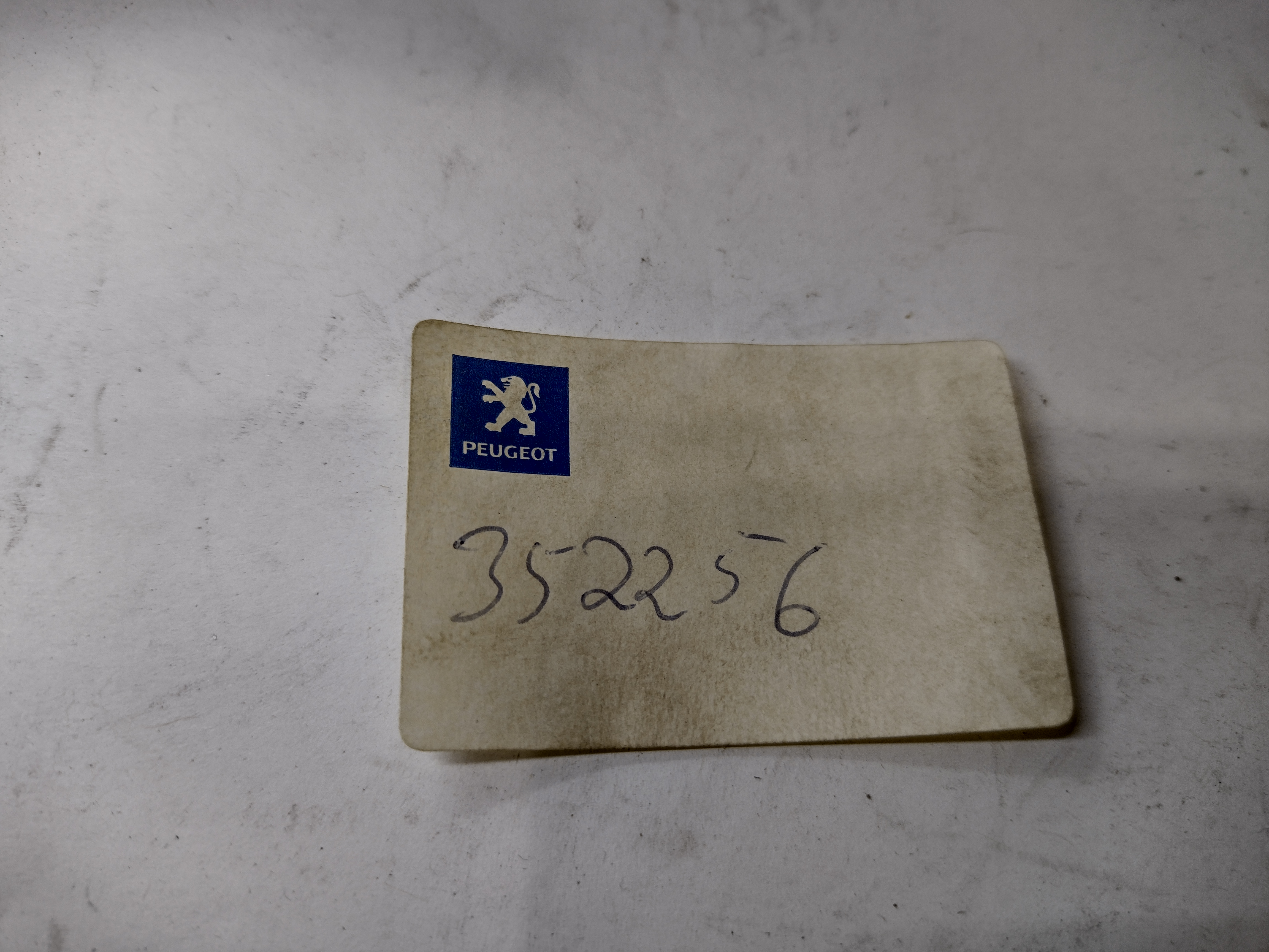 Peugeot / Citroen SECHSKANTMETALLSCHRAUBE 352256 NEU NOS NEW