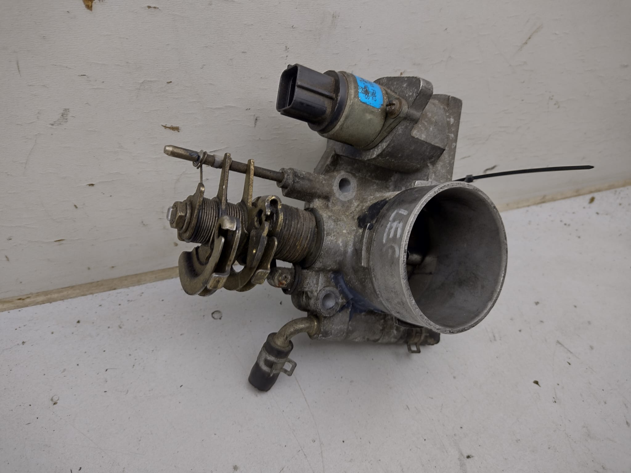 Drosselklappe mit Leerlaufregler für Subaru Legacy 3 BE BH A33-061 R02