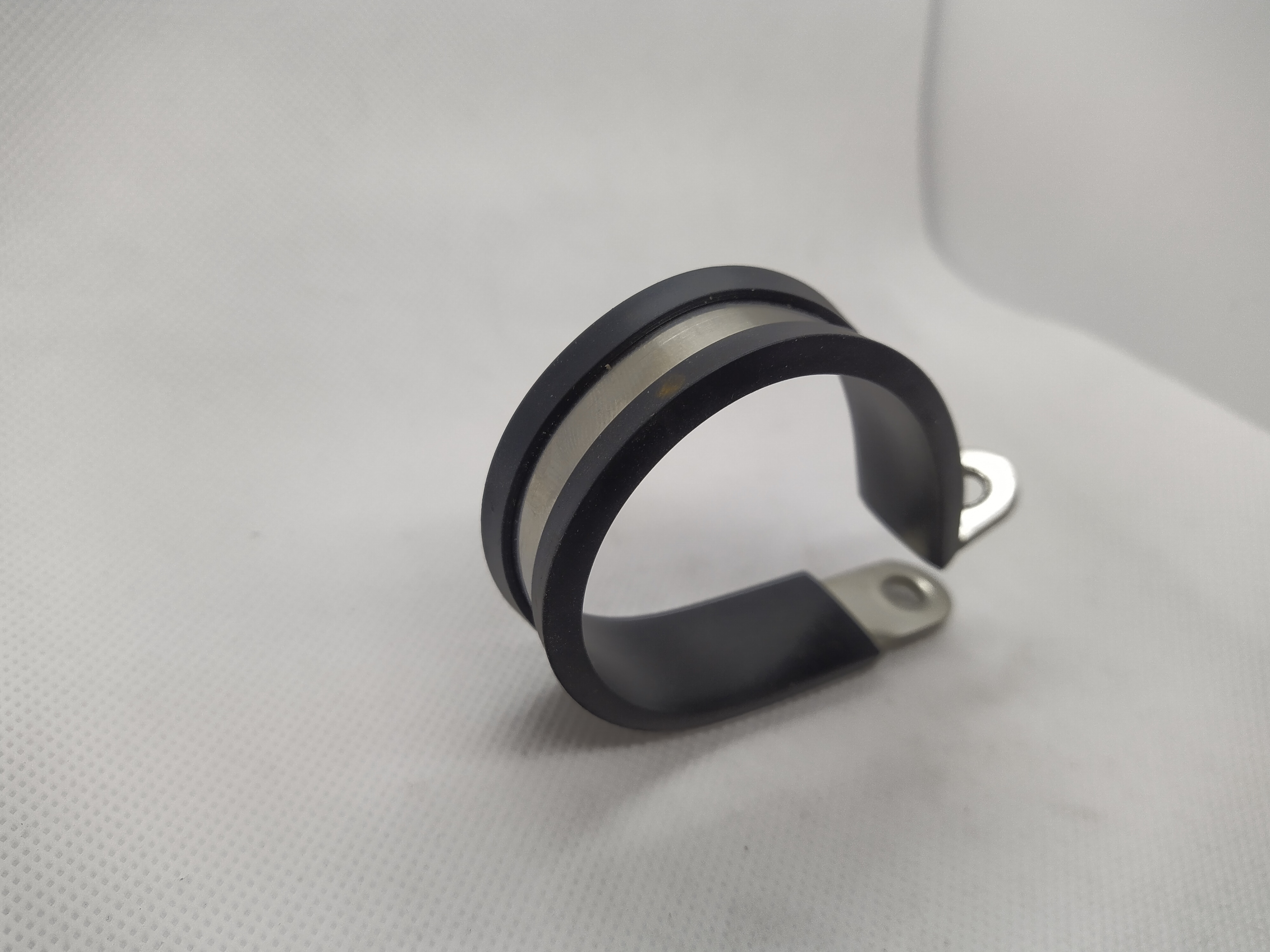 48mm gepolsterte Schlauchbefestigungsschlaufe Schlauchklemme aus Edelstahl V2A