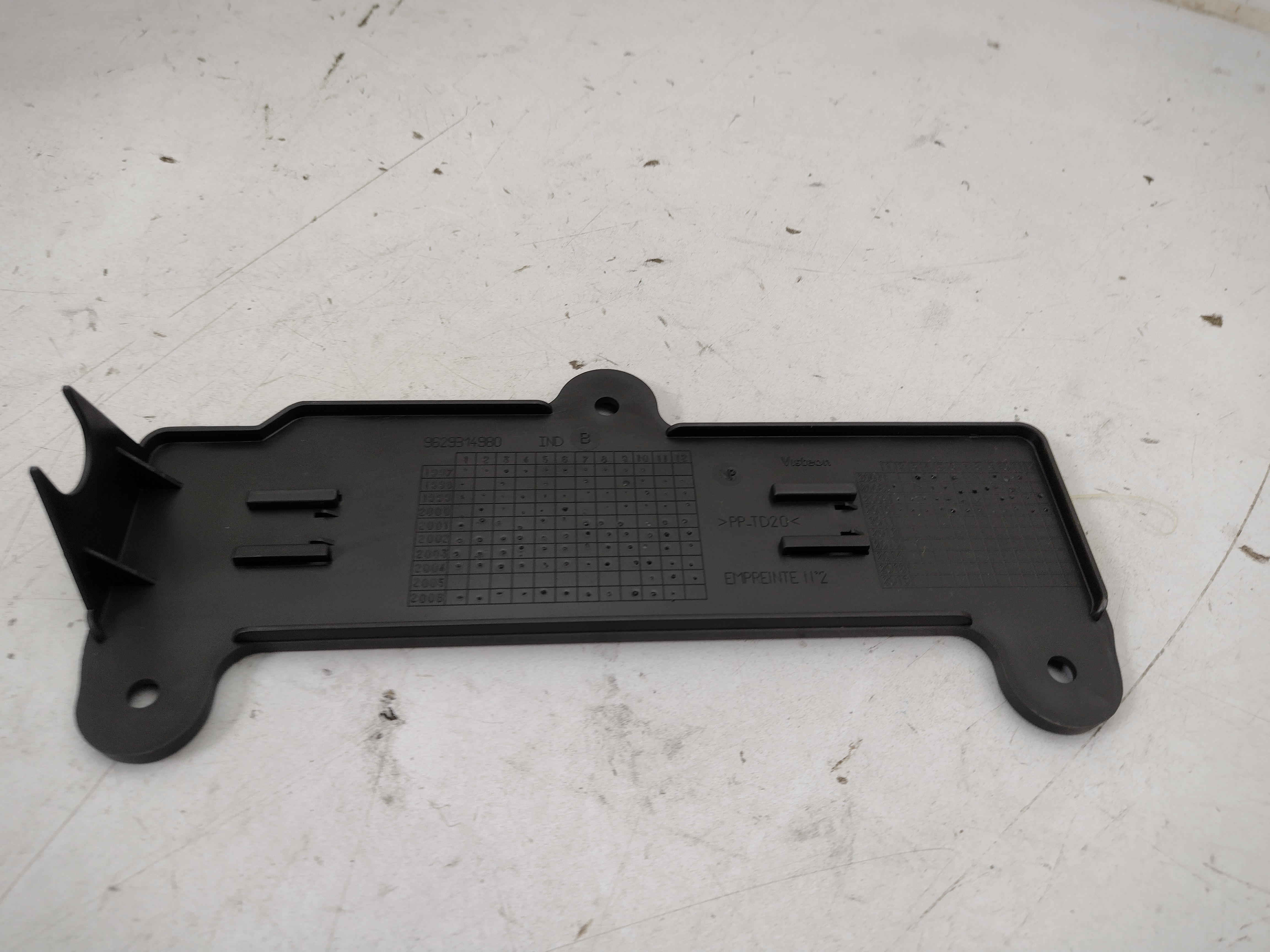 Peugeot 206 206+ Schutzabdeckung, Kühlerrelais 126764 NOS NEW