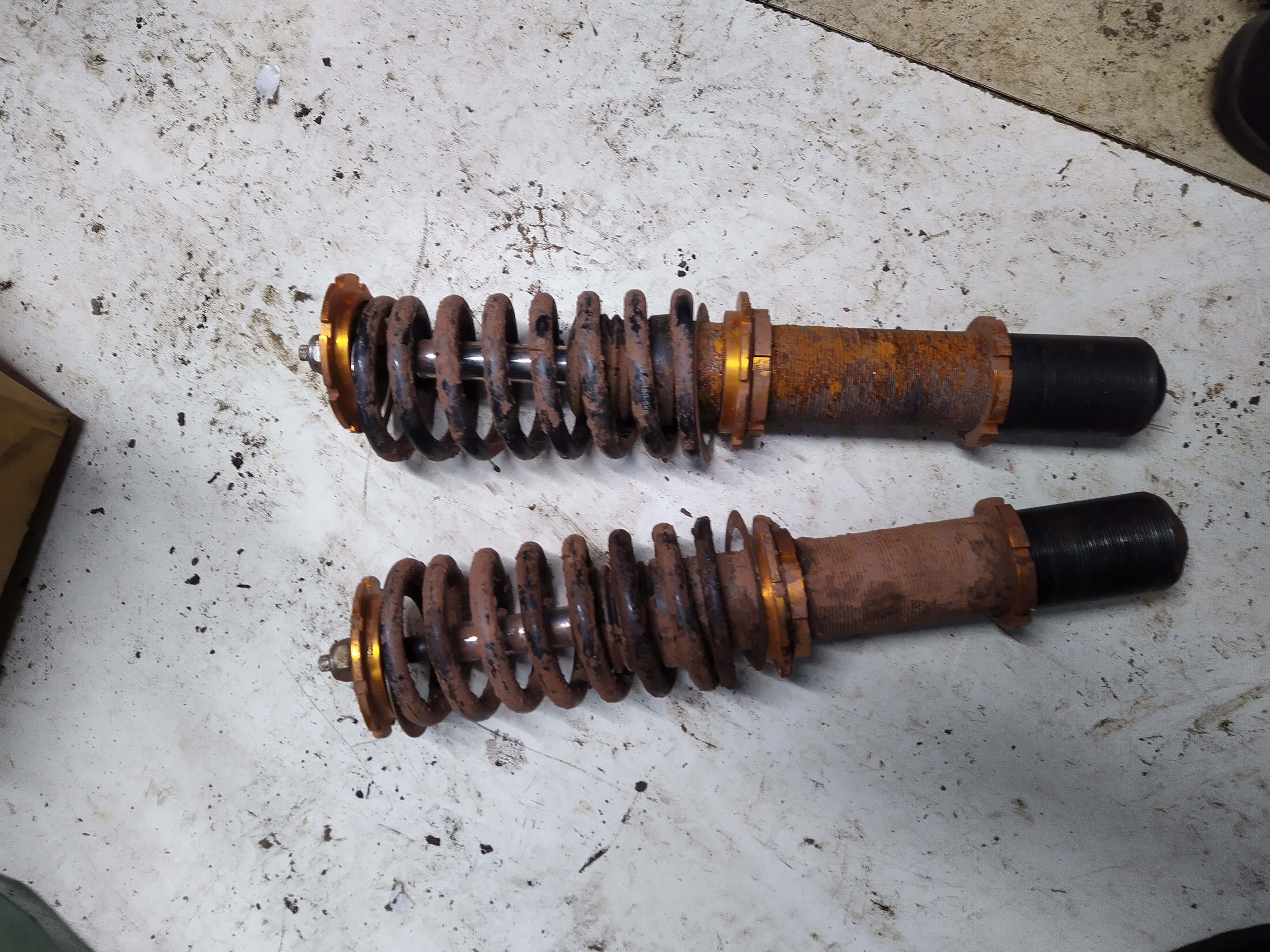 Paar Maxpeedingrods Gewindefahrwerk Federbeine für Subaru Impreza GC8 GF8 93-00