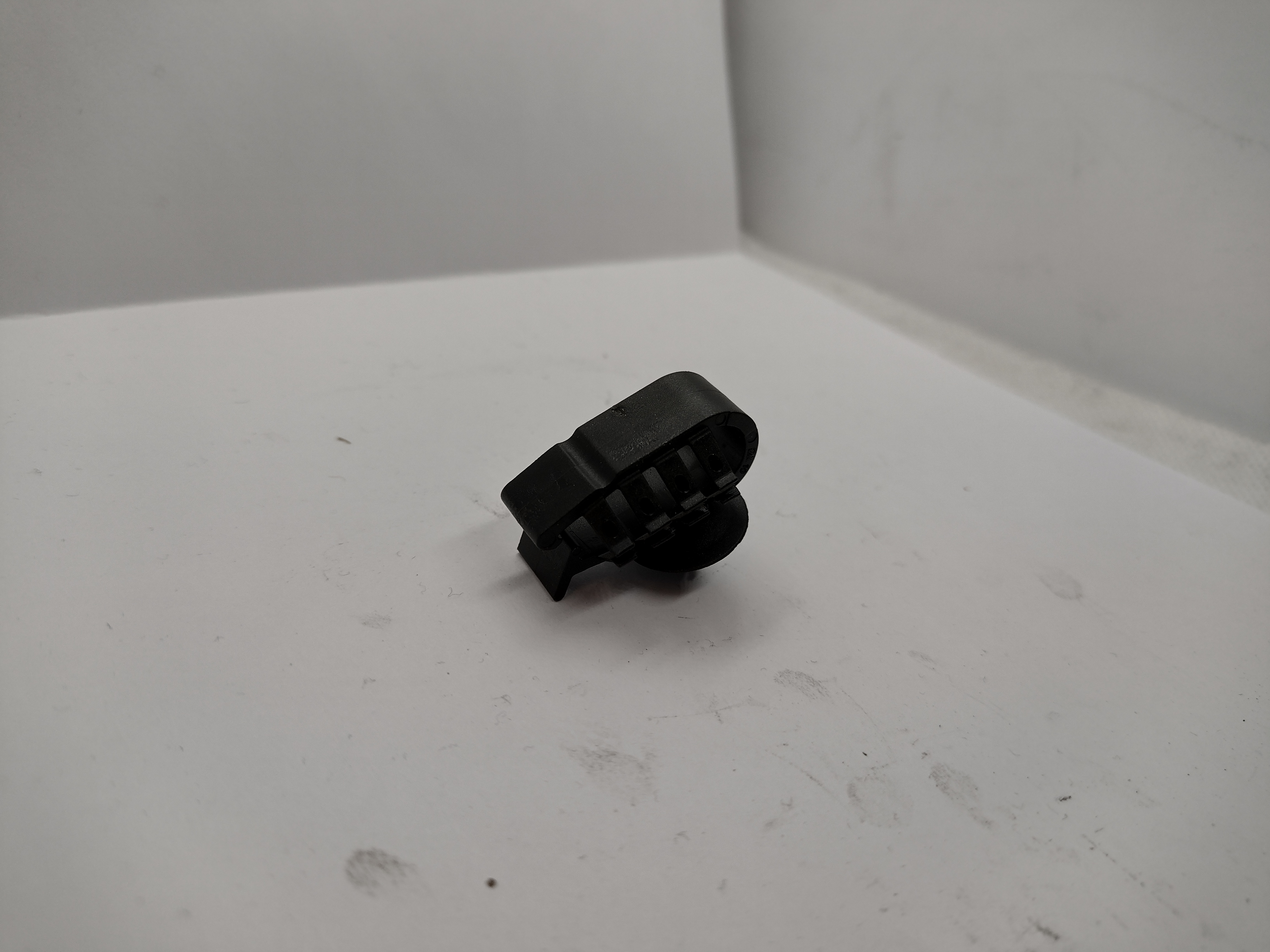 Peugeot / Citroen Halteklammer 1618H2 NEU NOS NEW OEM