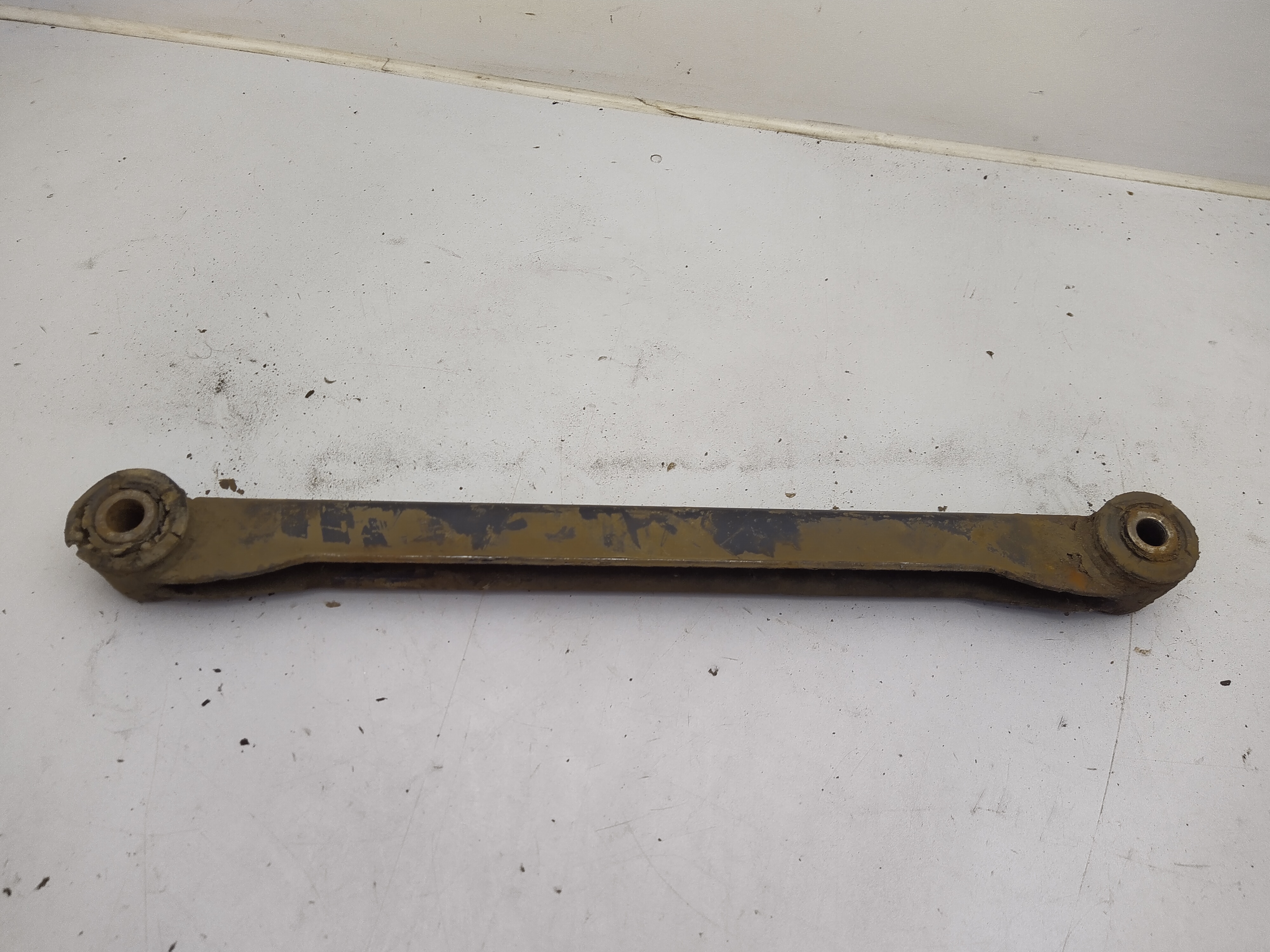 Querlenker hinten U Form passend für Subaru Impreza 