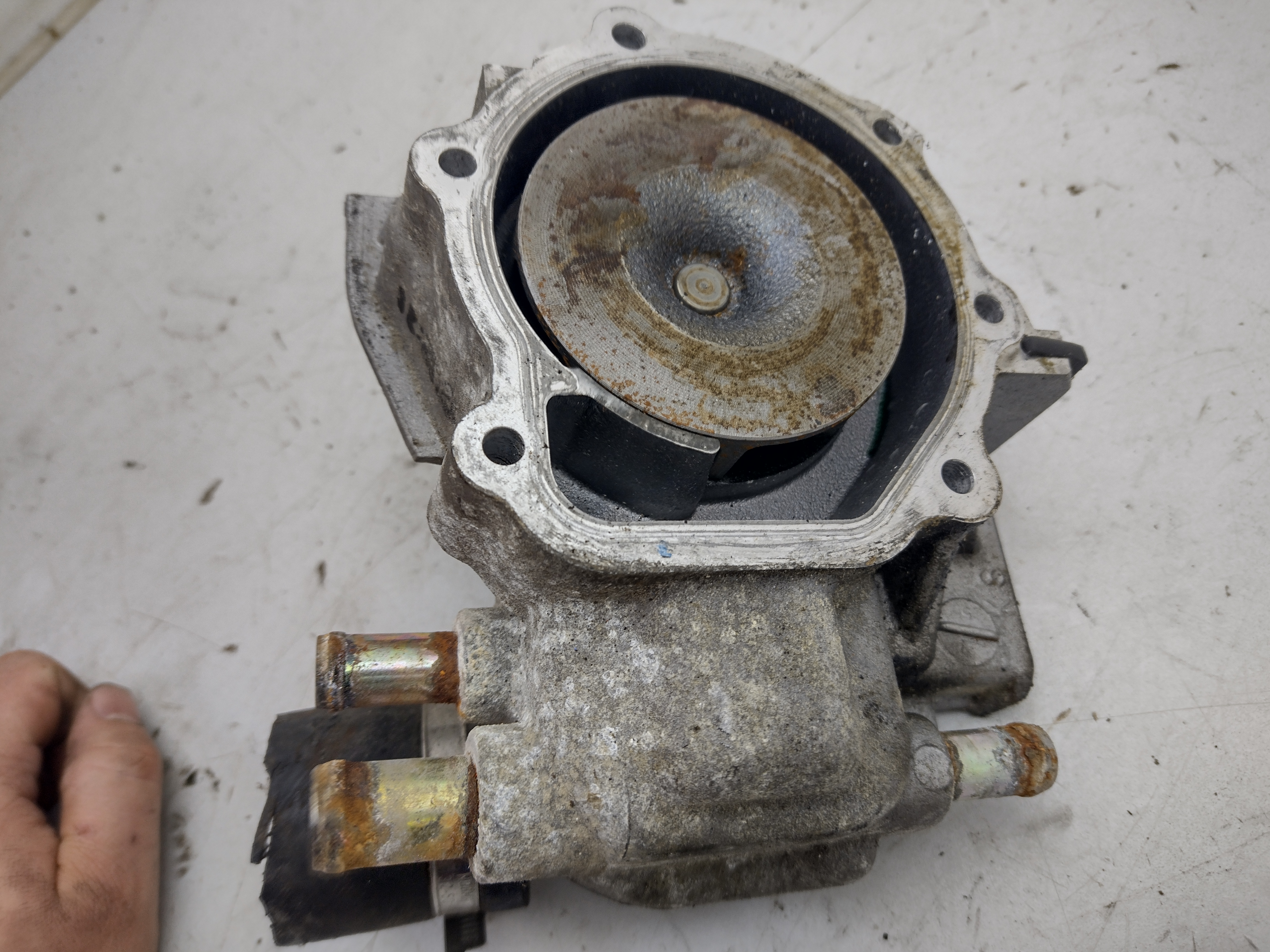Wasserpumpe mit Gussrad 3 Abgängen für SUBARU LEGACY Turbo BC BJF