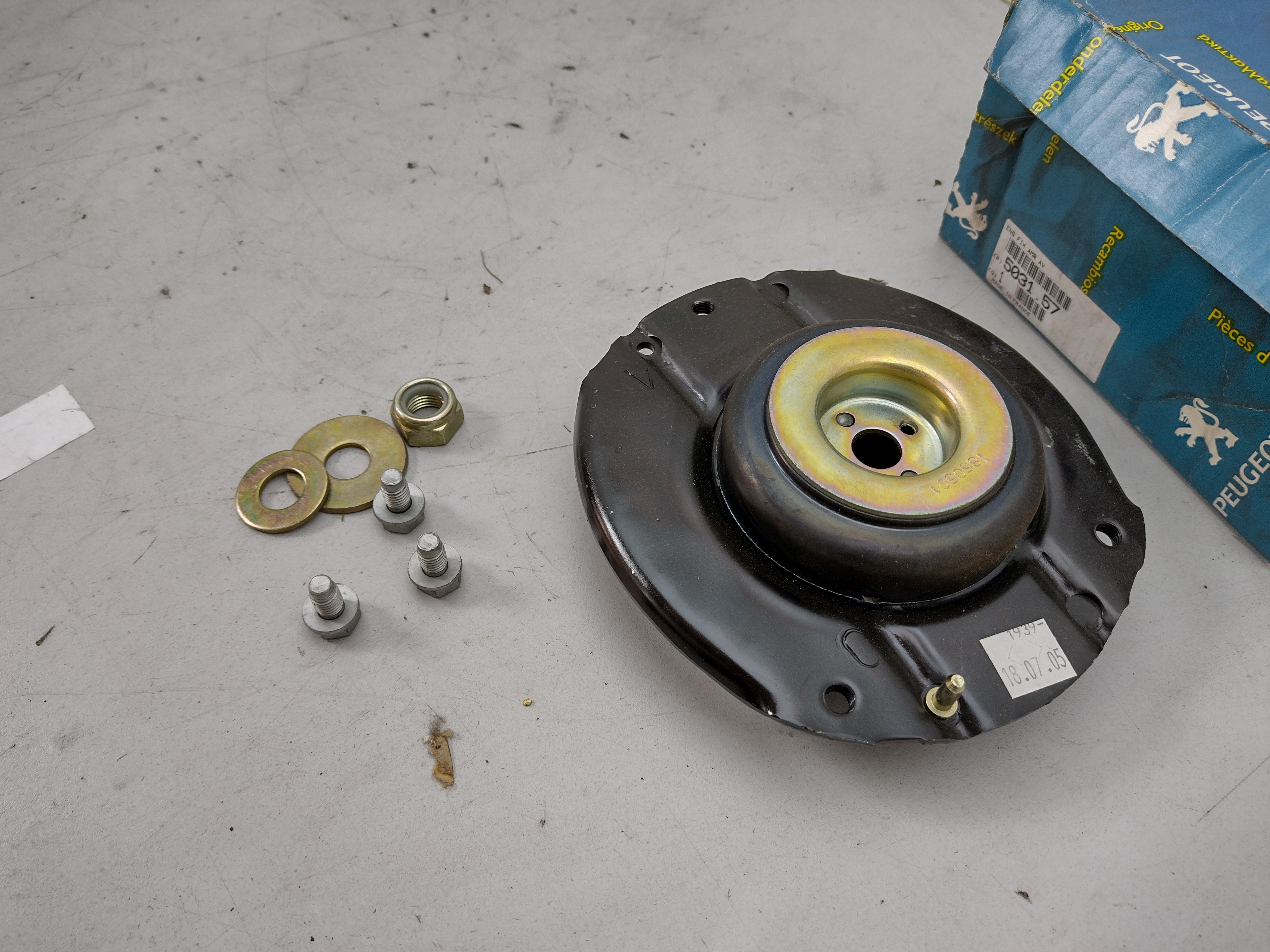 Peugeot 206 206+ Reparatursatz, Federbeinstützlager Domlager vorne links 503157 NOS NEW OEM