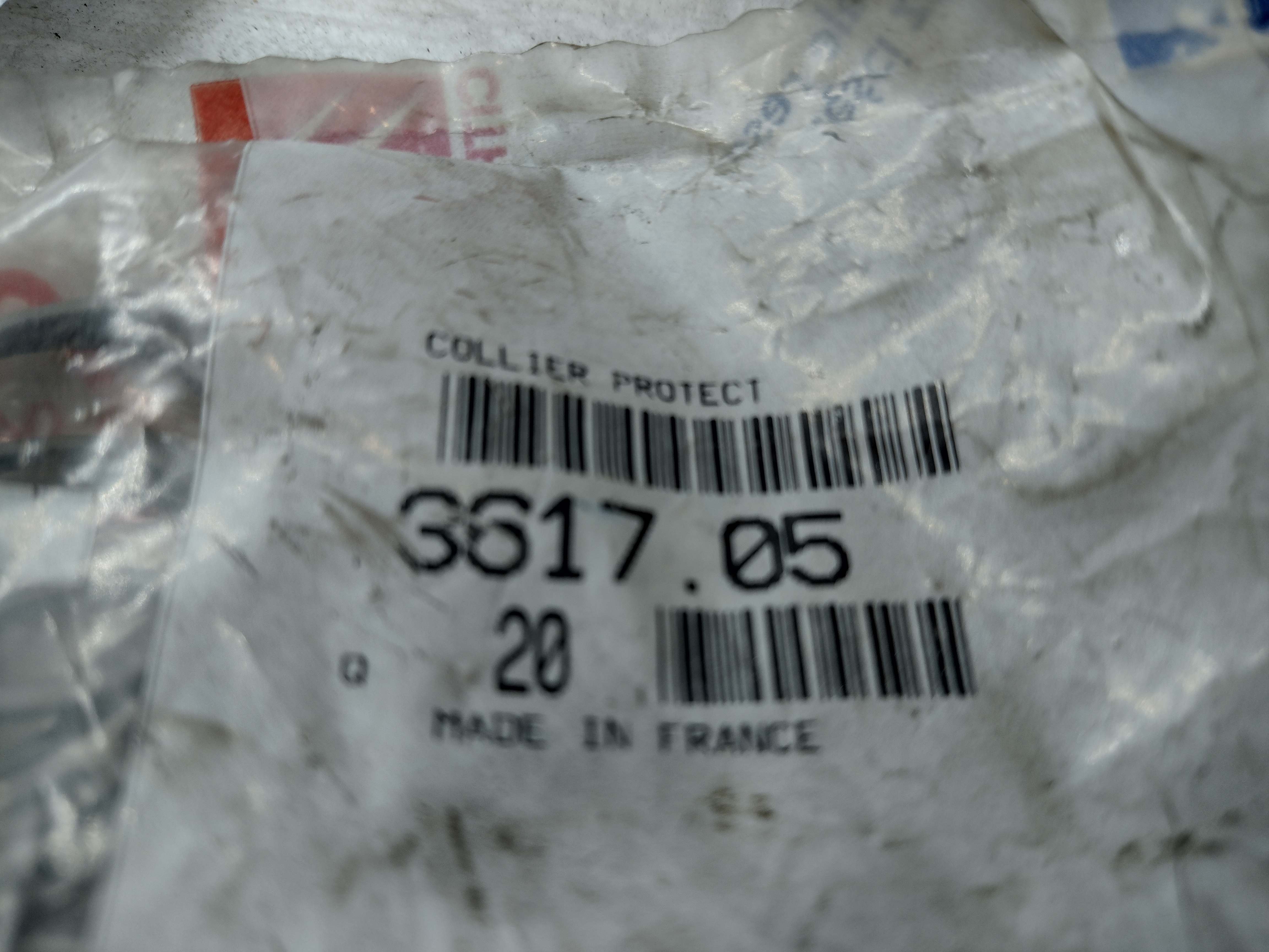 Peugeot / Citroen SCHELLE 361705 NEU NOS NEW