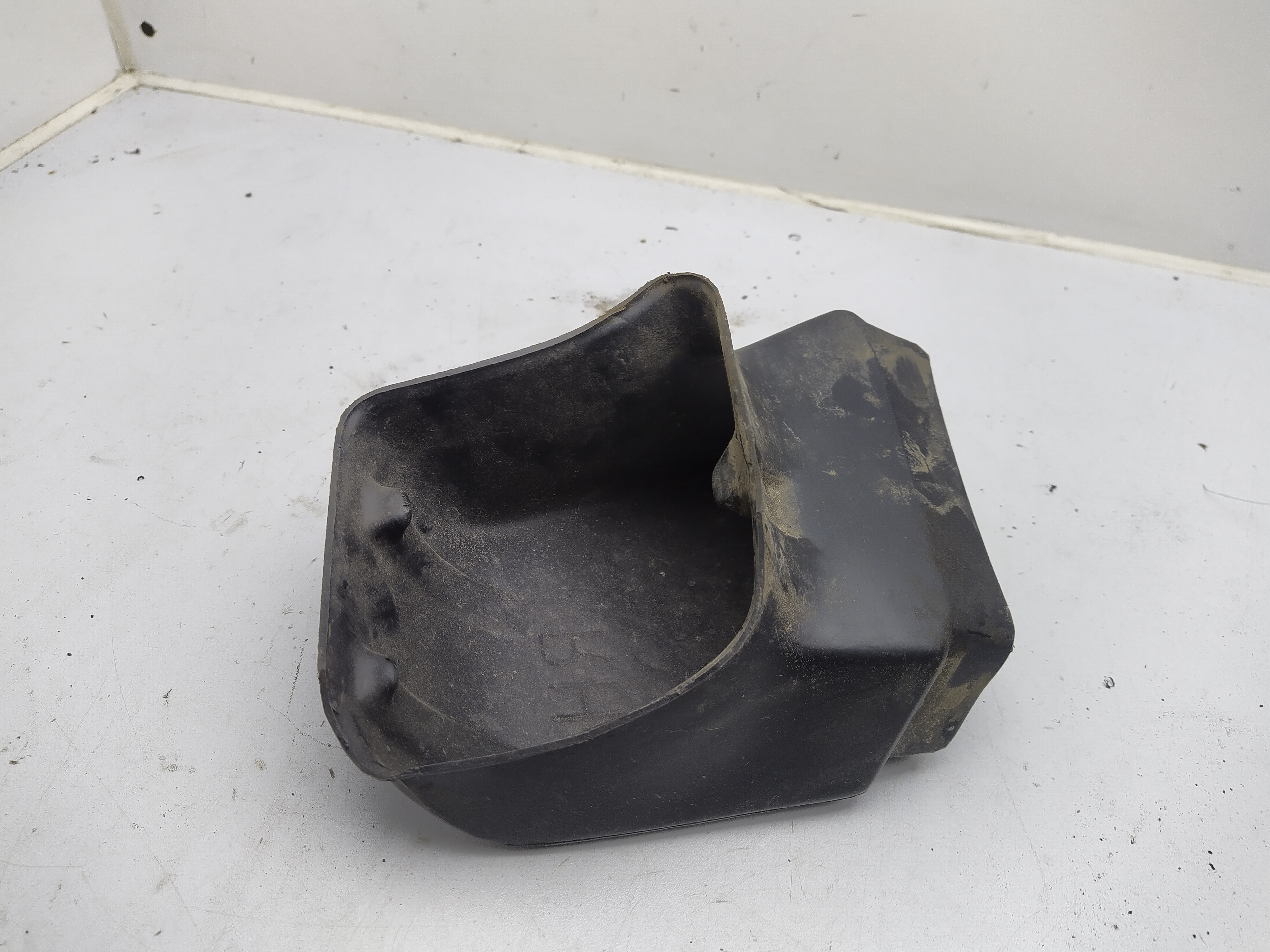 AIR CLEAN DUCT BRKT Bremsenbelüftung rechts Subaru Impreza GC GF 1992-1998 57788FA000