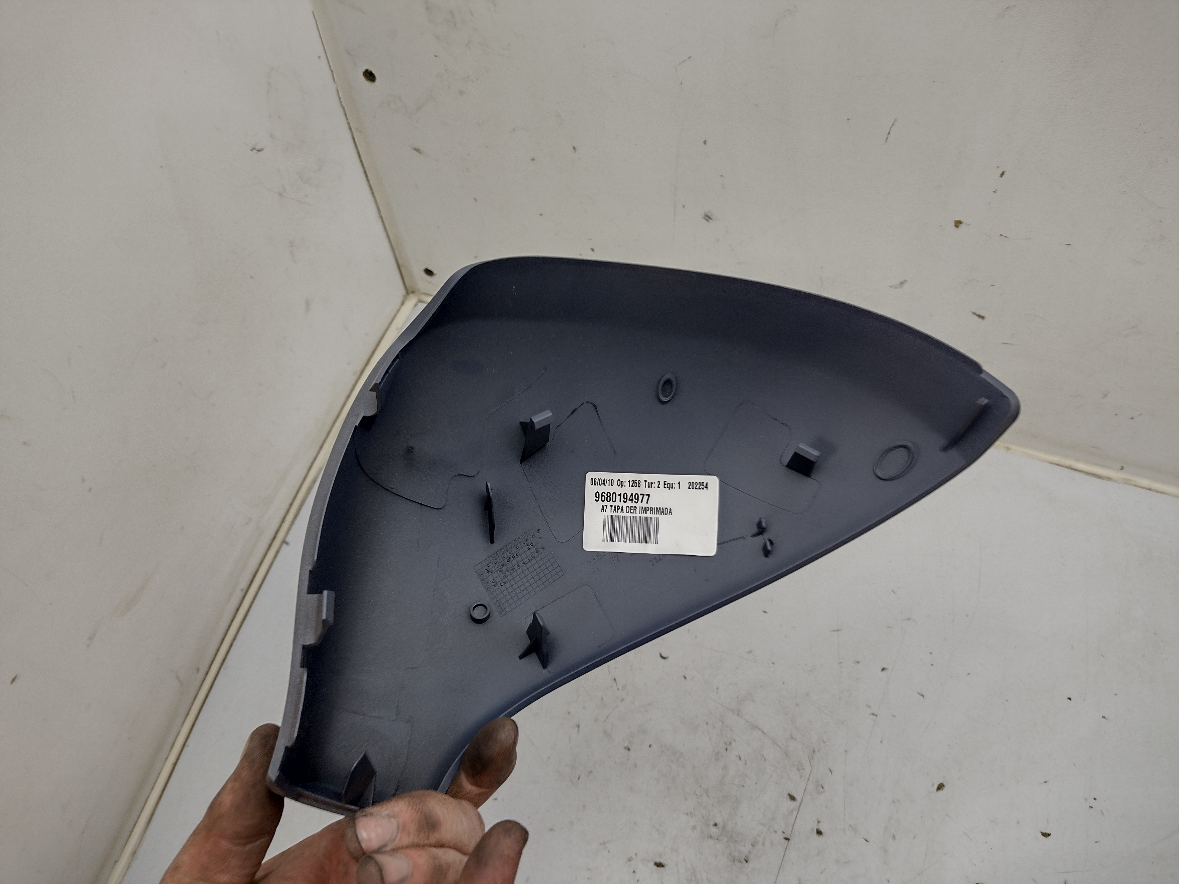 rechte Spiegelkappe für Peugeot 207 9680194977 NOS NEW OEM