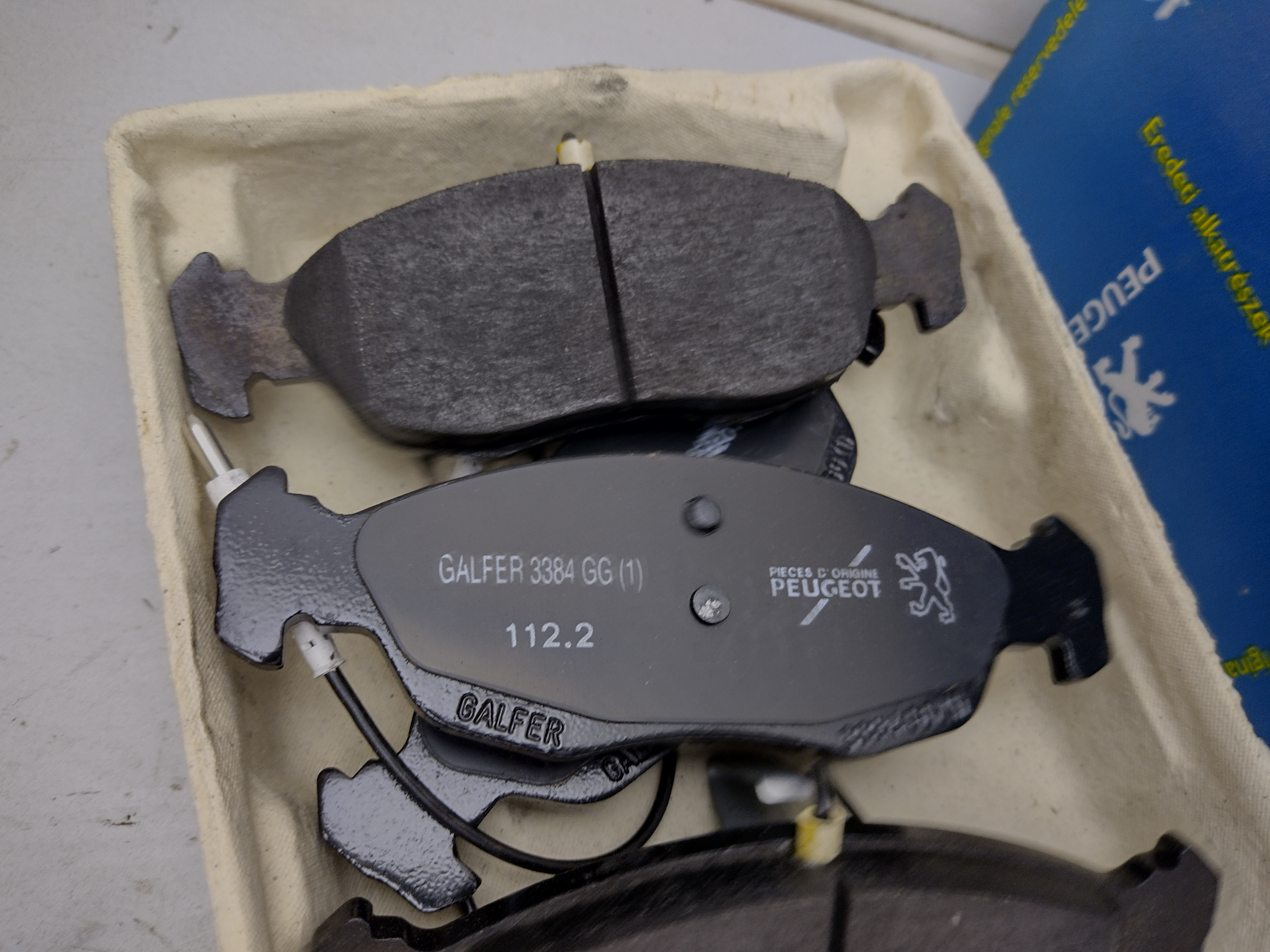 Peugeot 306 / Citroen Xsara 425181 Bremsbeläge vorne NOS NEW OEM
