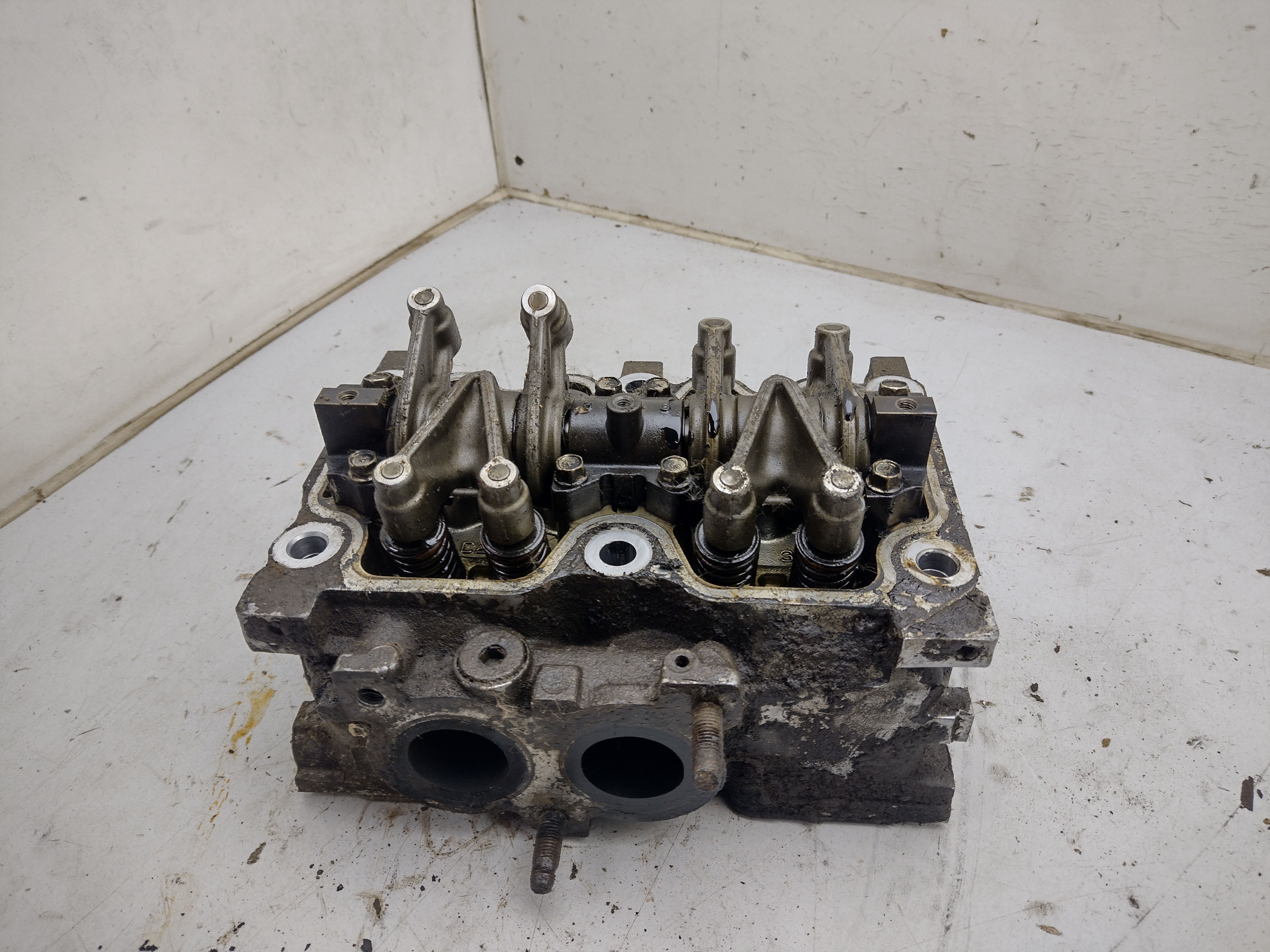 Zylinderkopfe Links für Subaru Impreza GC GF 116PS