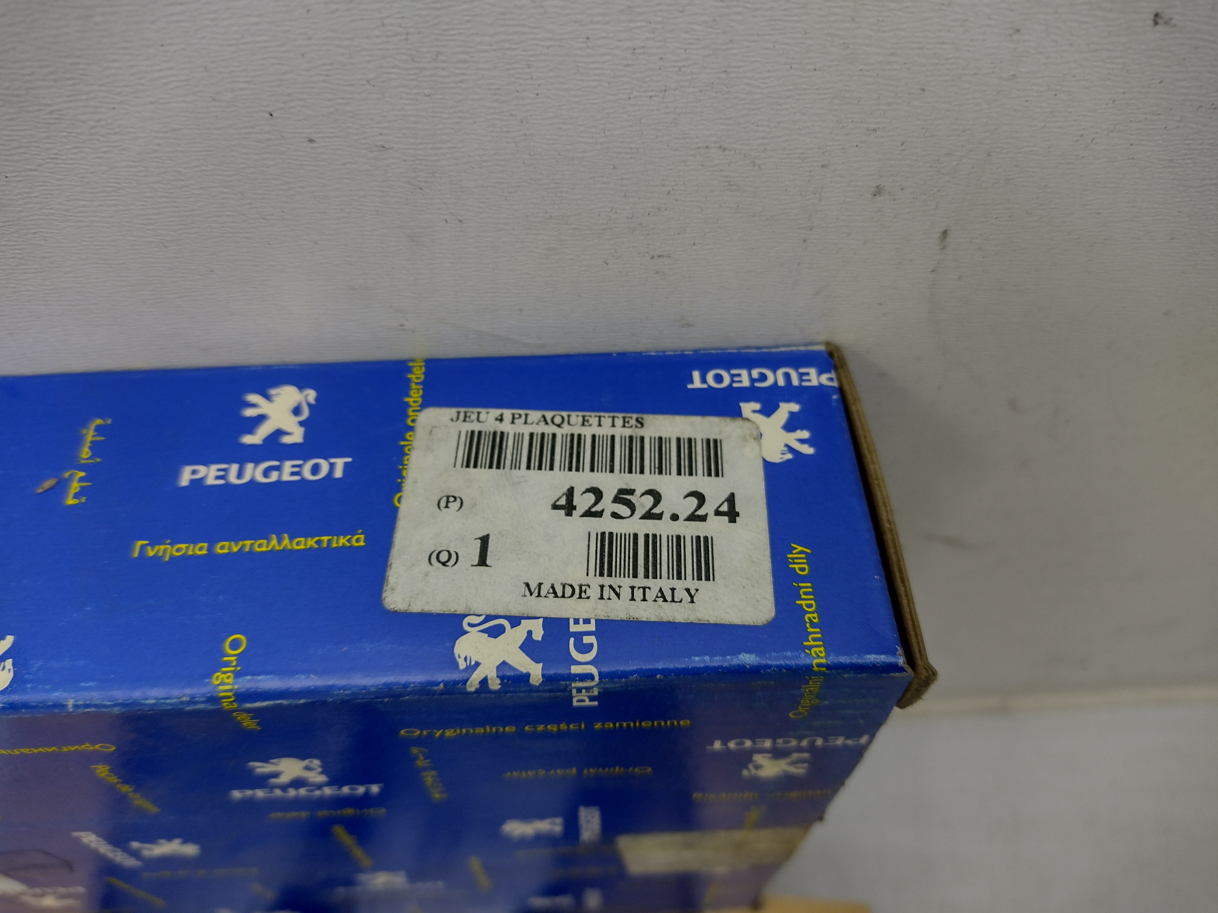 Fiat Ducato Peugeot Boxer Bremsbeläge vorne 425224 NOS NEW OEM