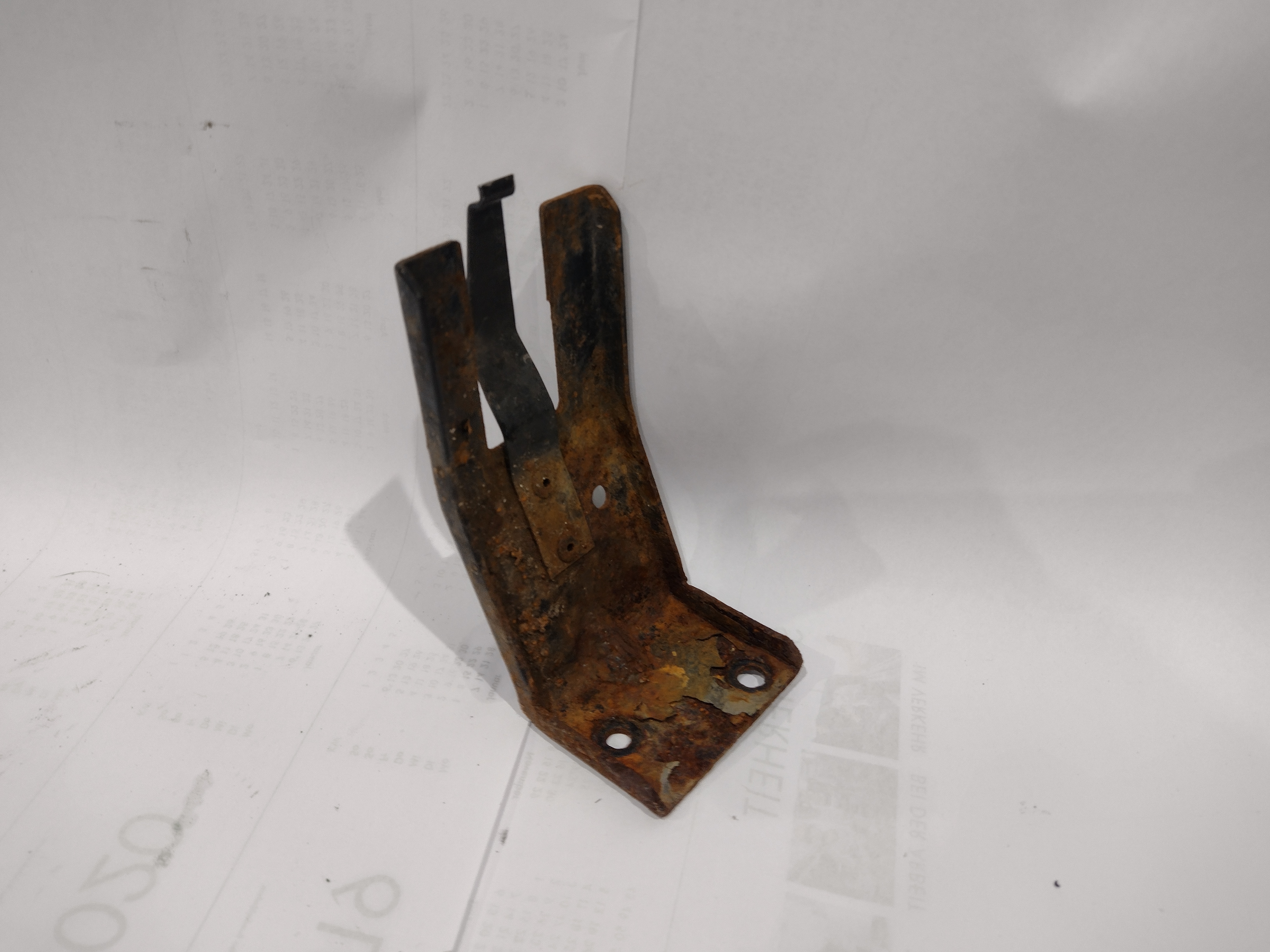 Halter Servoausgleichsbehälter für Subaru Outback H6 Legacy BE BH  210PS EZ30 MOTOR