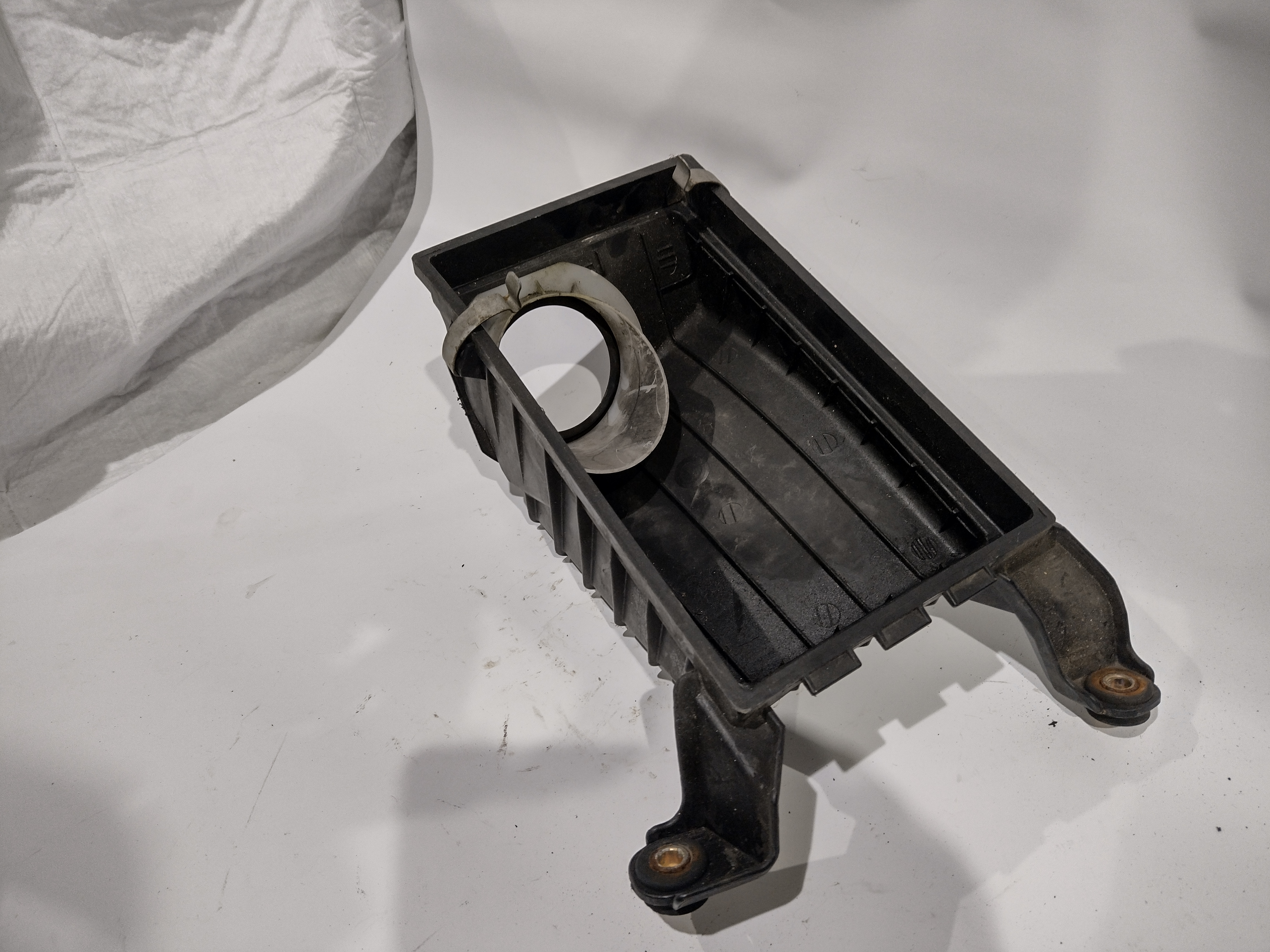 Unterer Luftfilterkasten für Subaru Legacy BD BG 2.2l EJ22 100 kW/136 PS