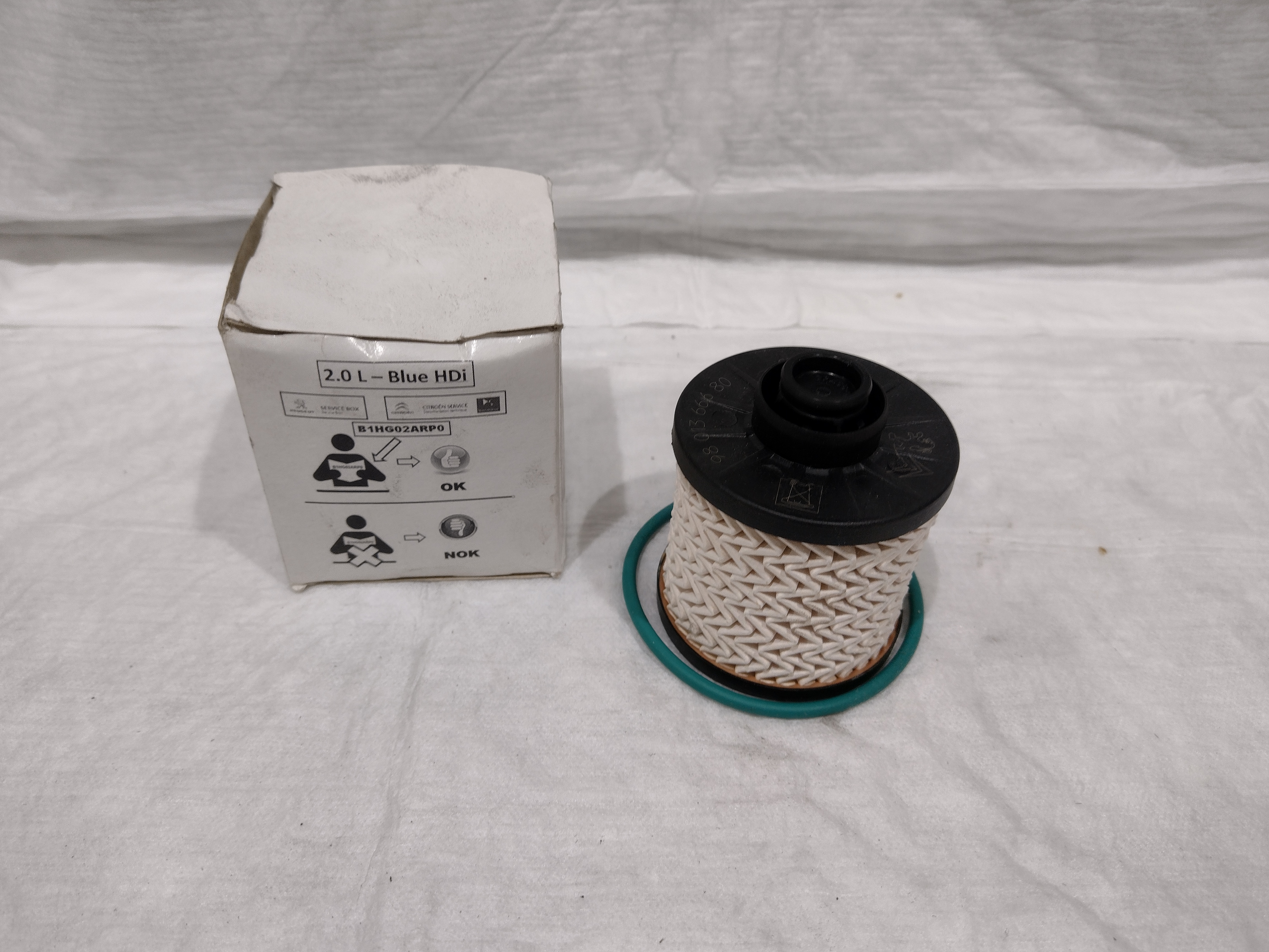 Peugeot / Citroen Dieselfilter-Einsatz 9801366680 NEU NOS NEW