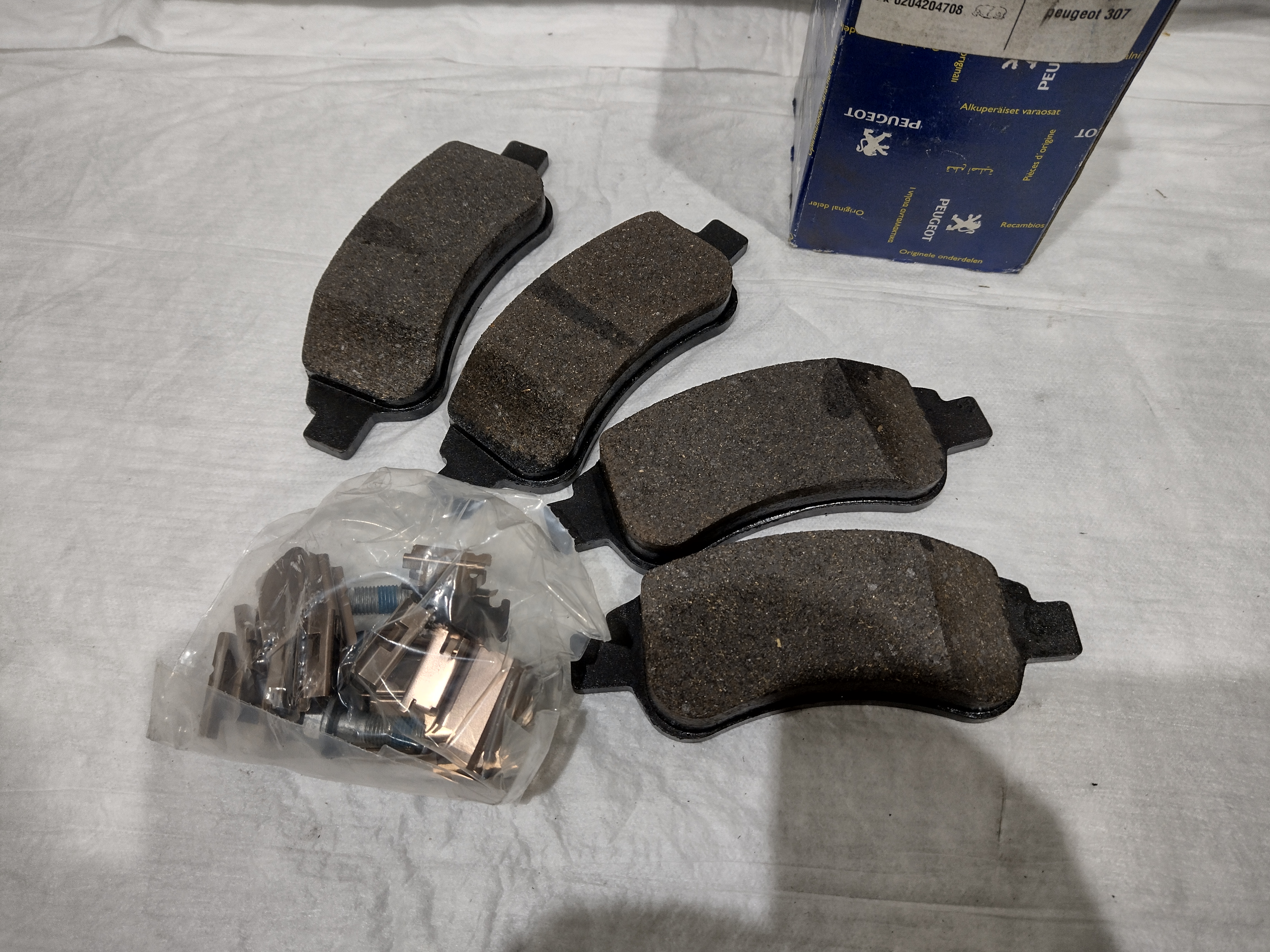Peugeot 307 Bremsbeläge vorne (Sys.Bosch) 425259 NEU NOS NEW
