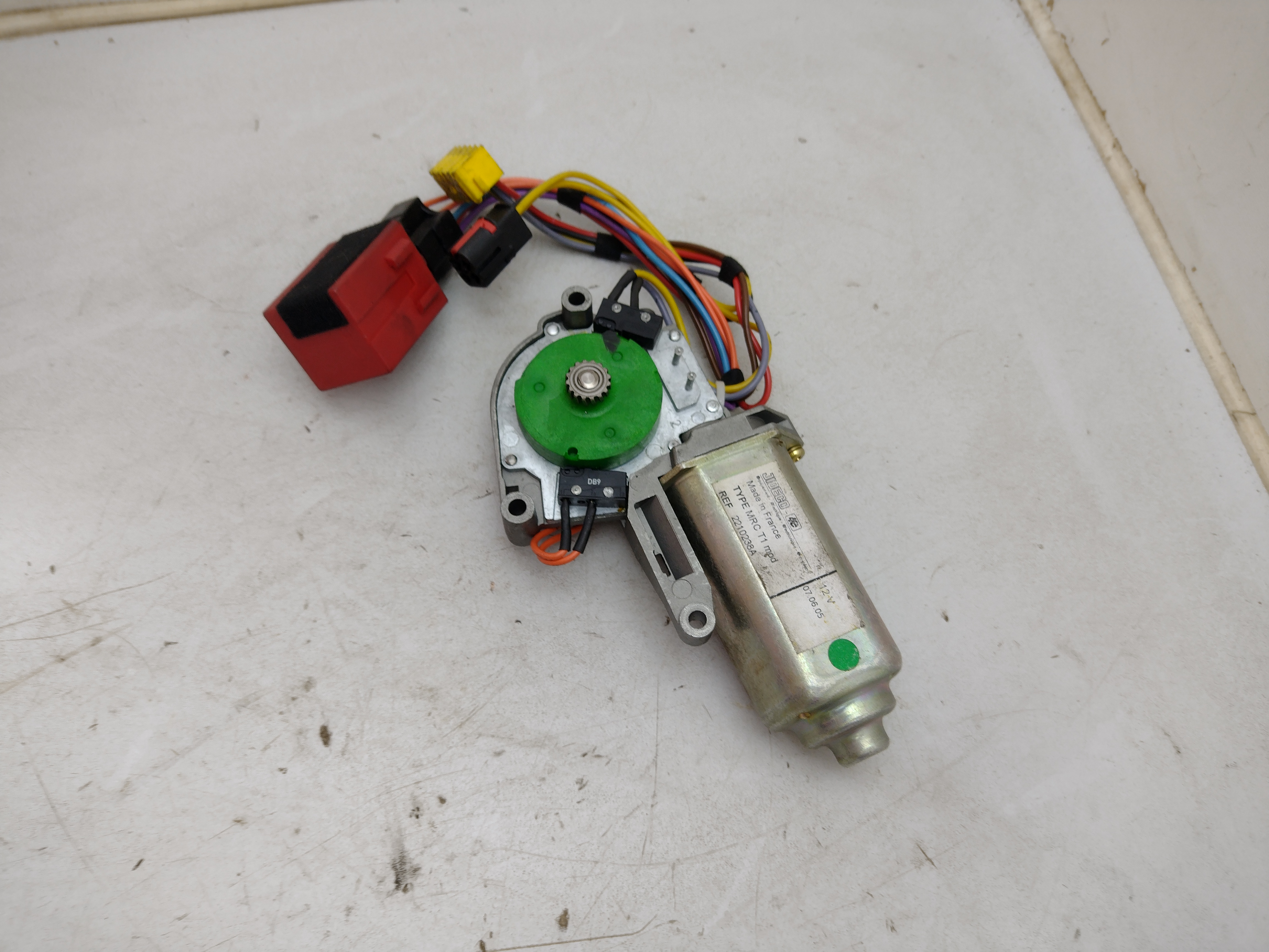 Peugeot / Citroen Schiebedachmotor 665136 1606953480 NEU NOS NEW OEM