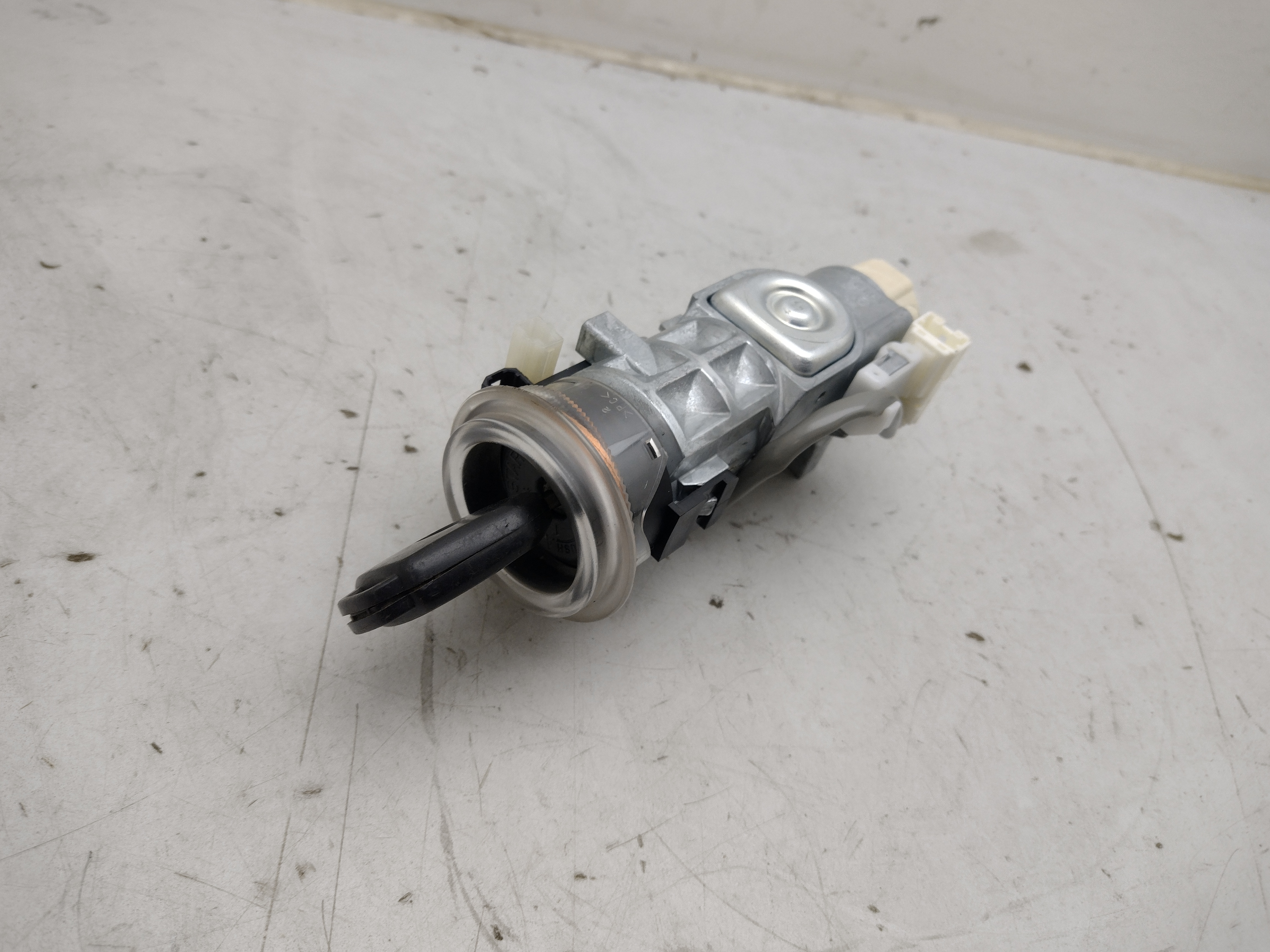 Zündschloss 88215AG000 mit Schlüssel für Subaru Legacy BL BP 03-08