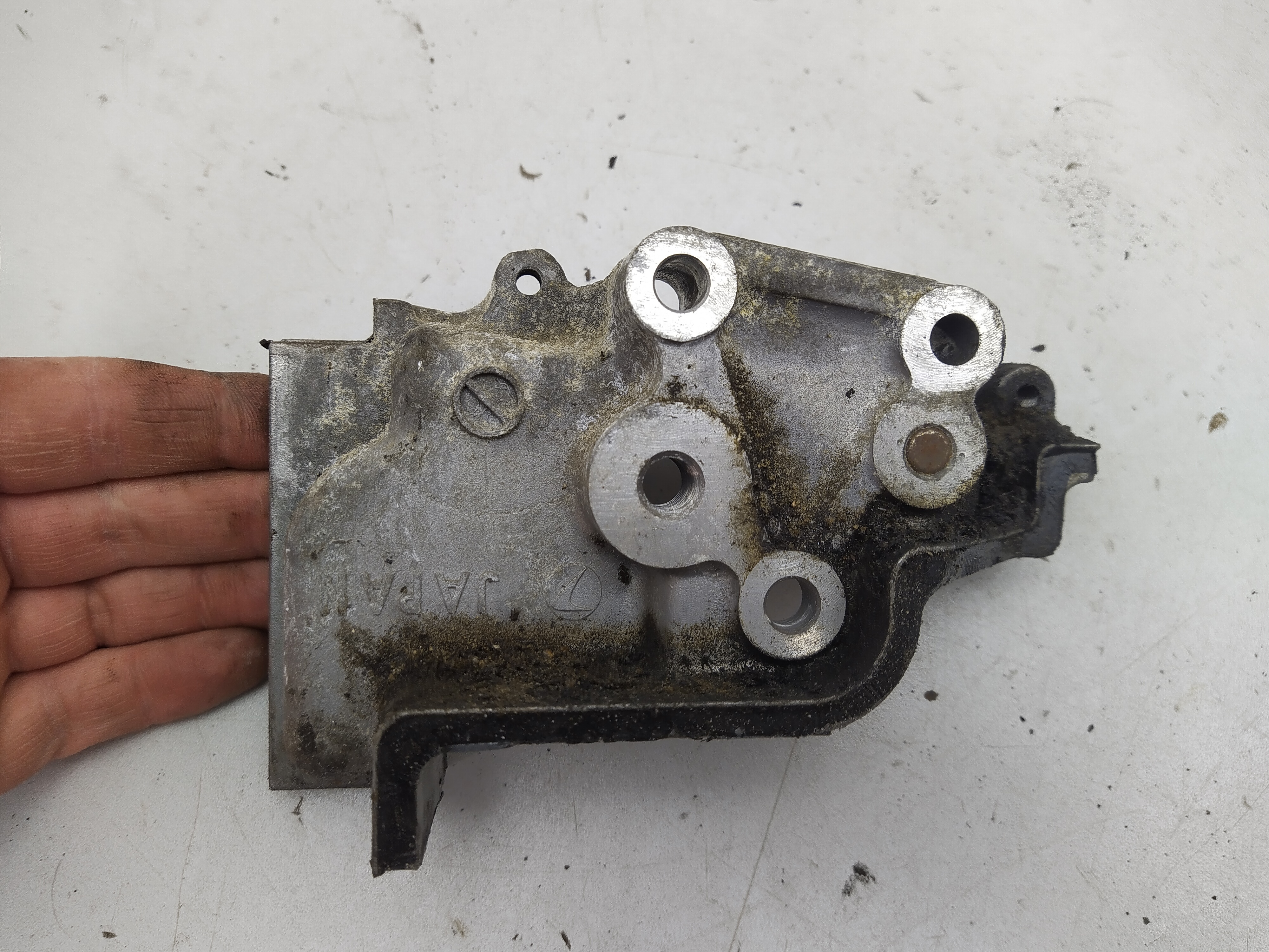 Halter für Zahnriemenspanner Variante 5 passend für Subaru EJ20 EJ22 EJ25