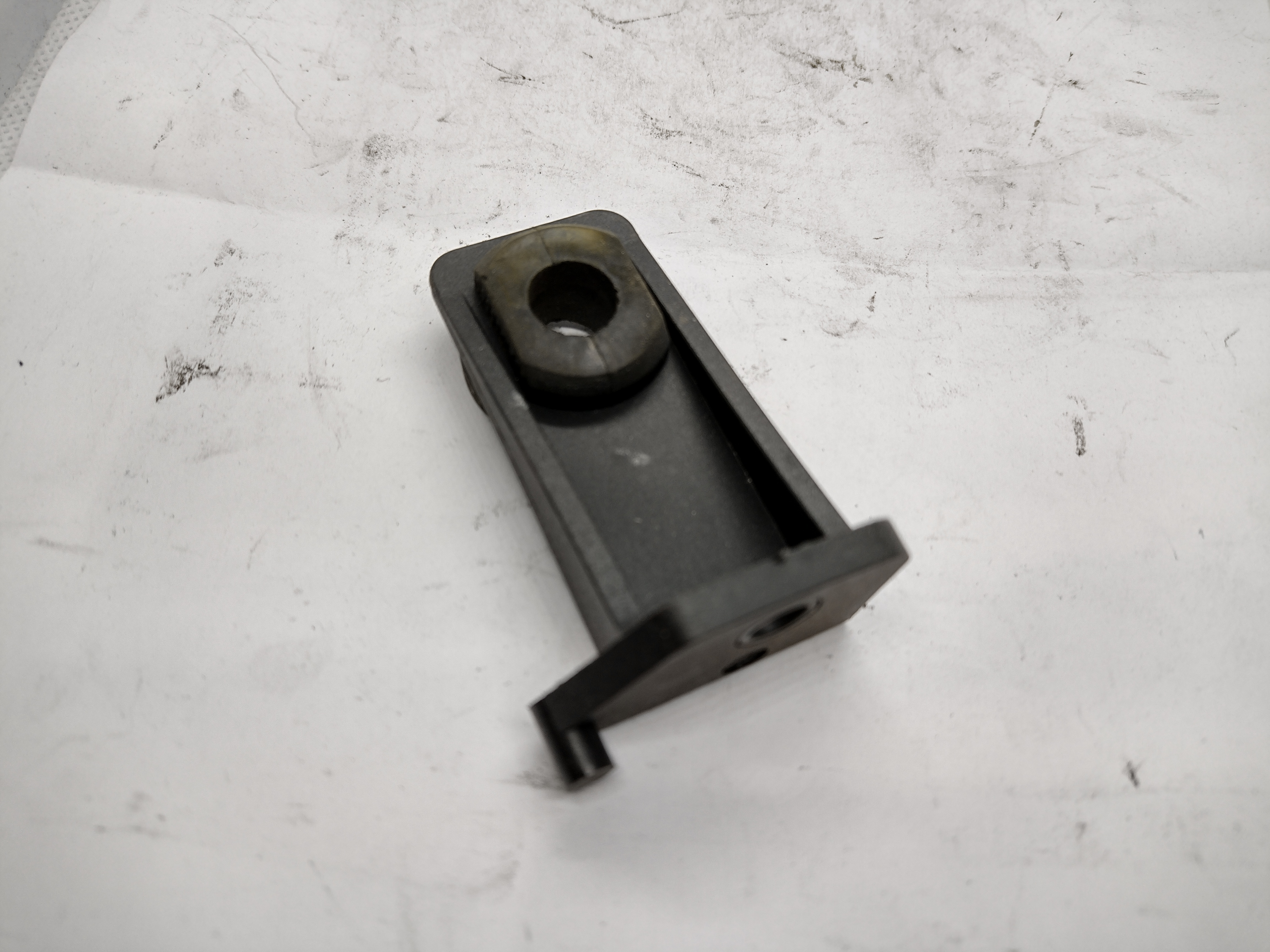 Peugeot 106 Haltelasche Kühler 131293 NEU NOS NEW