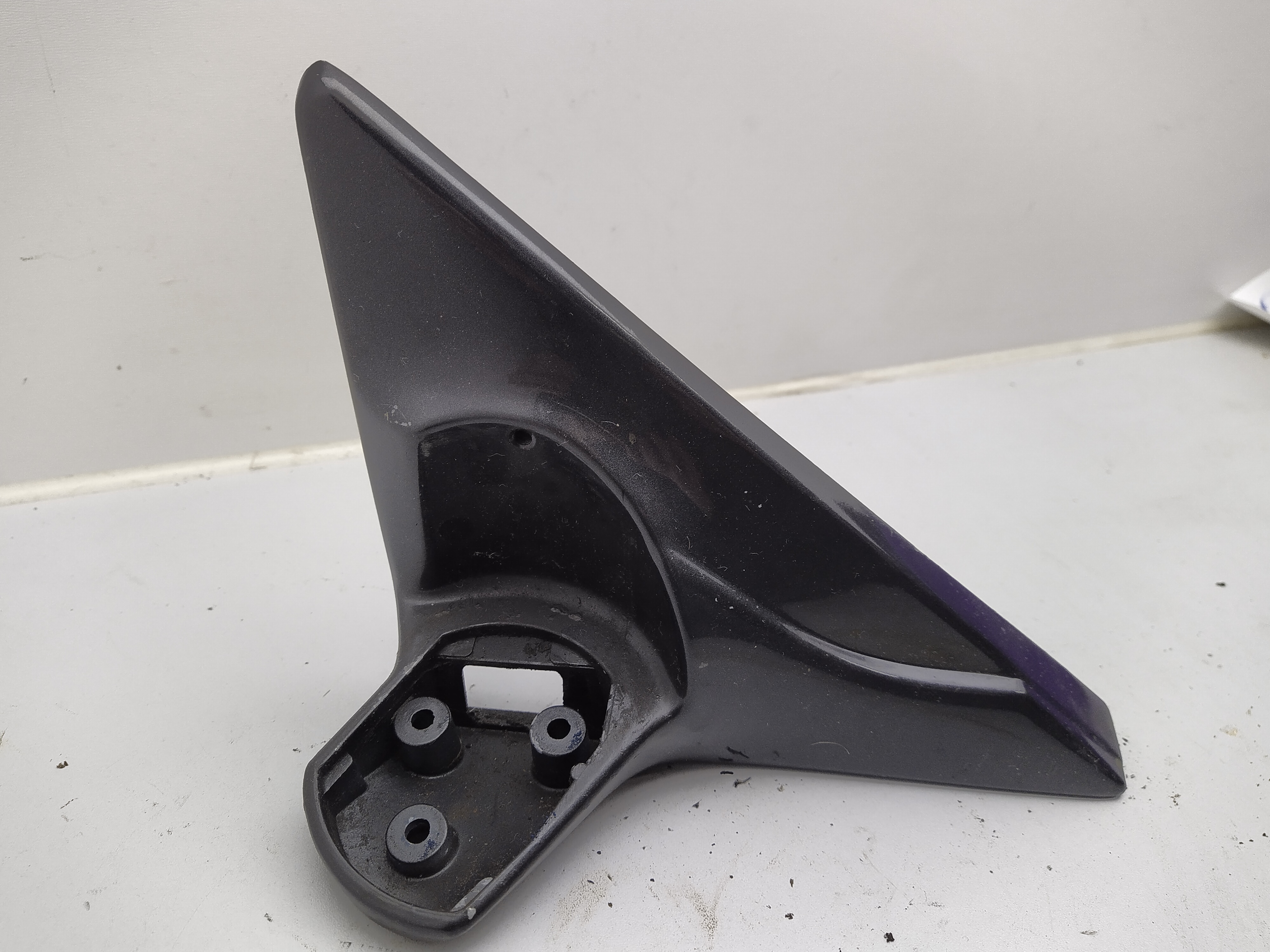 Spiegelhalter Sockel rechts schwarz Subaru Legacy 1 BC BJF 89-94
