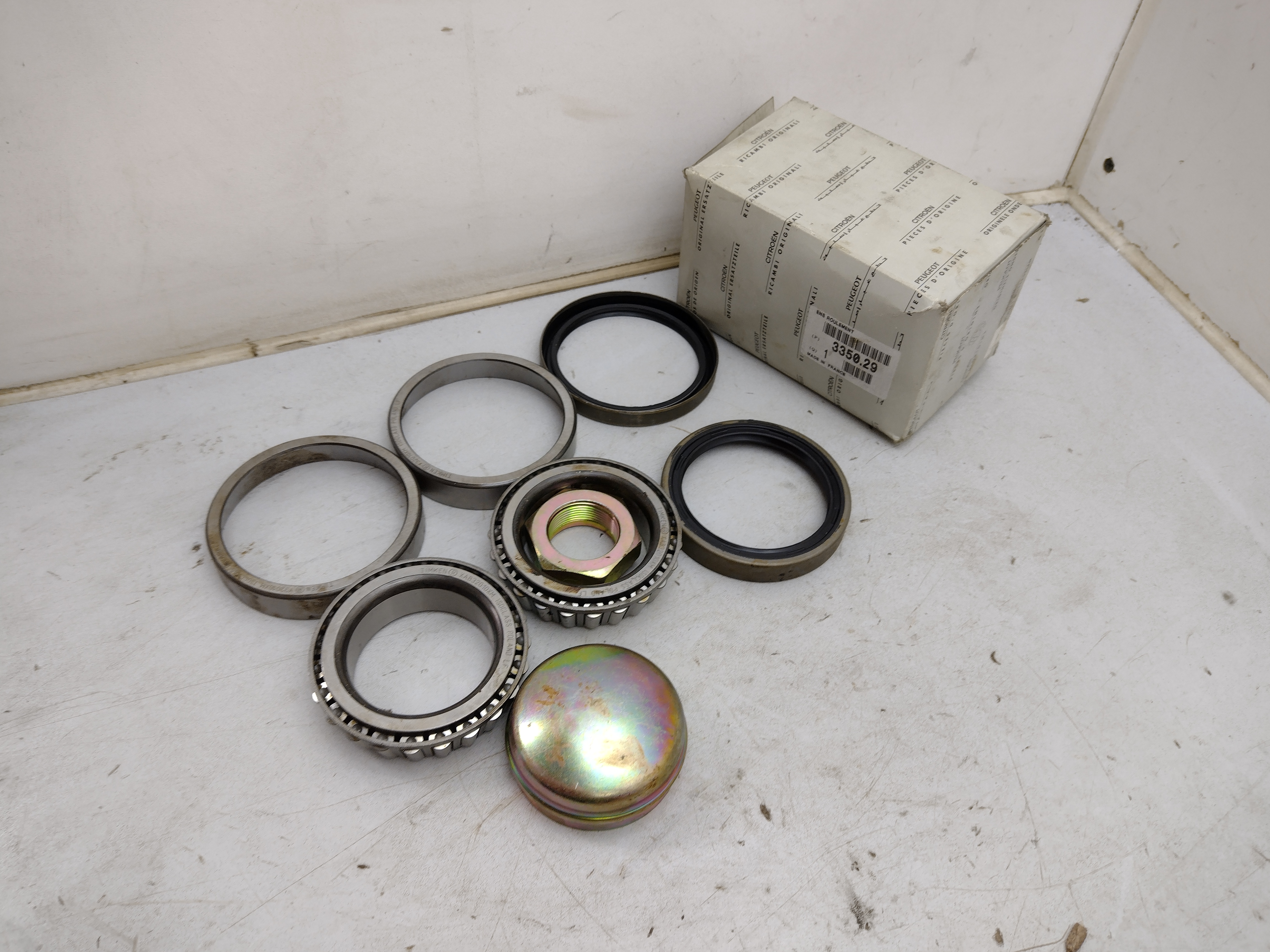 Peugeot / Citroen / FIAT Radlagersatz vorne 335029 NOS NEW OEM