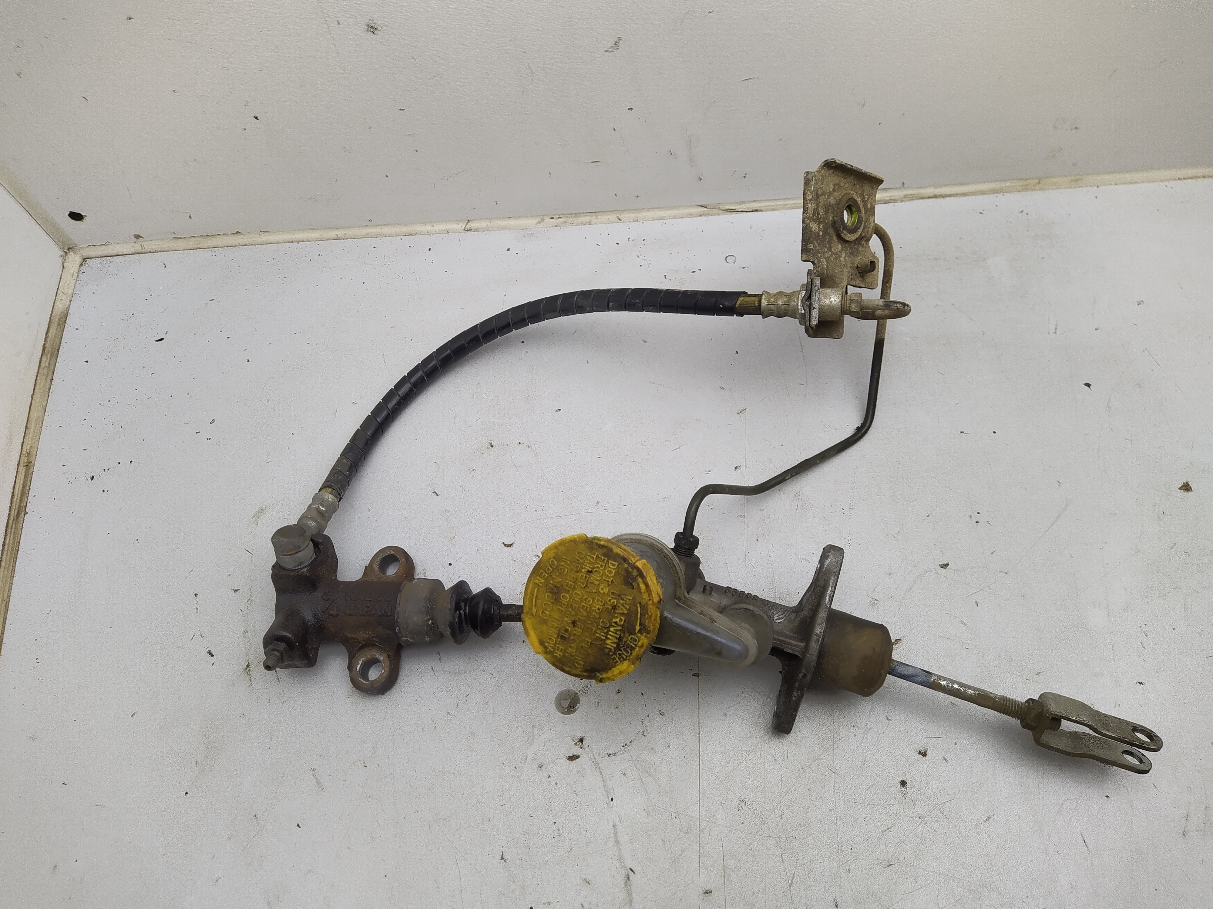 Hydraulische Kupplungseinheit von einen Subaru Impreza GD GG Nehmer- und Geberzylinder