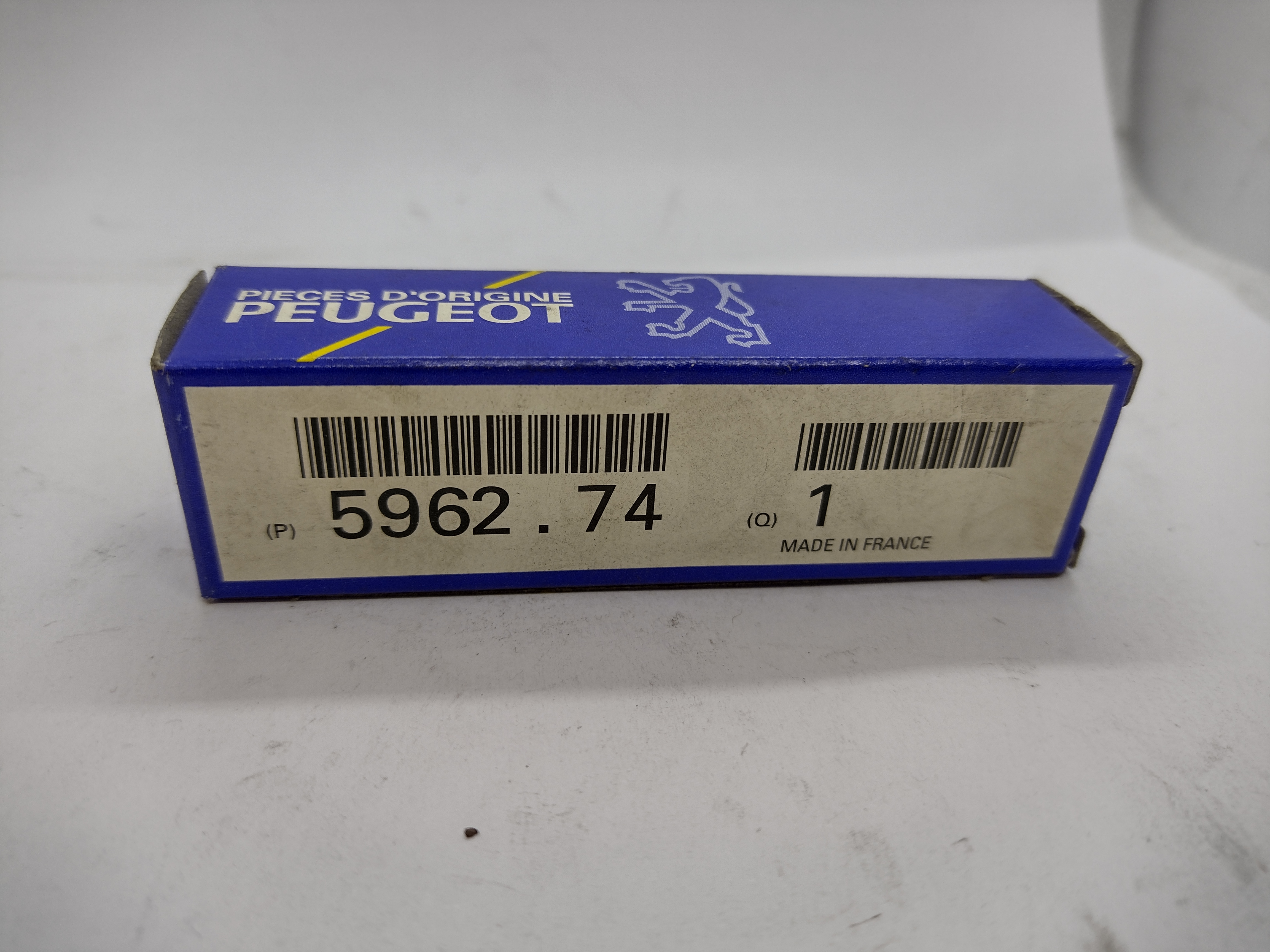 Original Peugeot GLUEHKERZE 596274 NEU NOS NEW