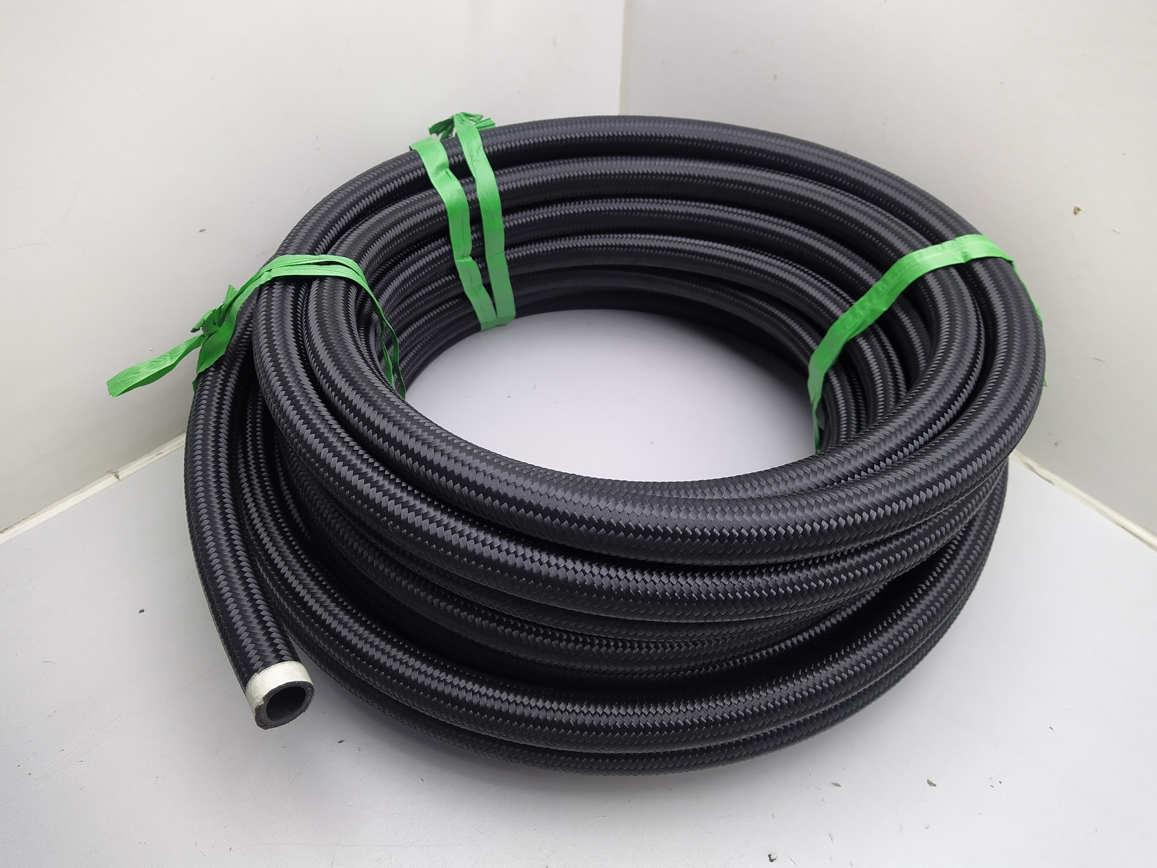 NBR Nylon Stahlflexleitung Dash 12 AN12 schwarz