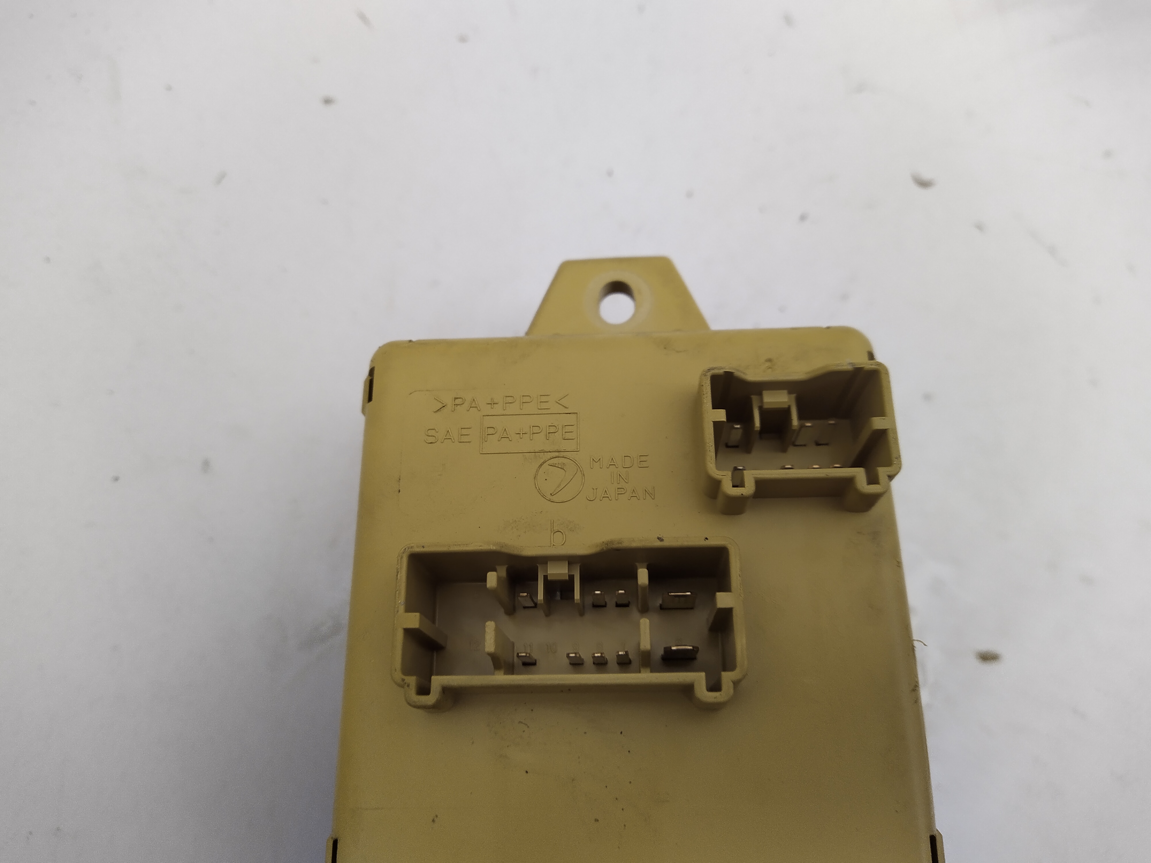 Subaru Impreza GC GF Sicherungskasten Innenraum