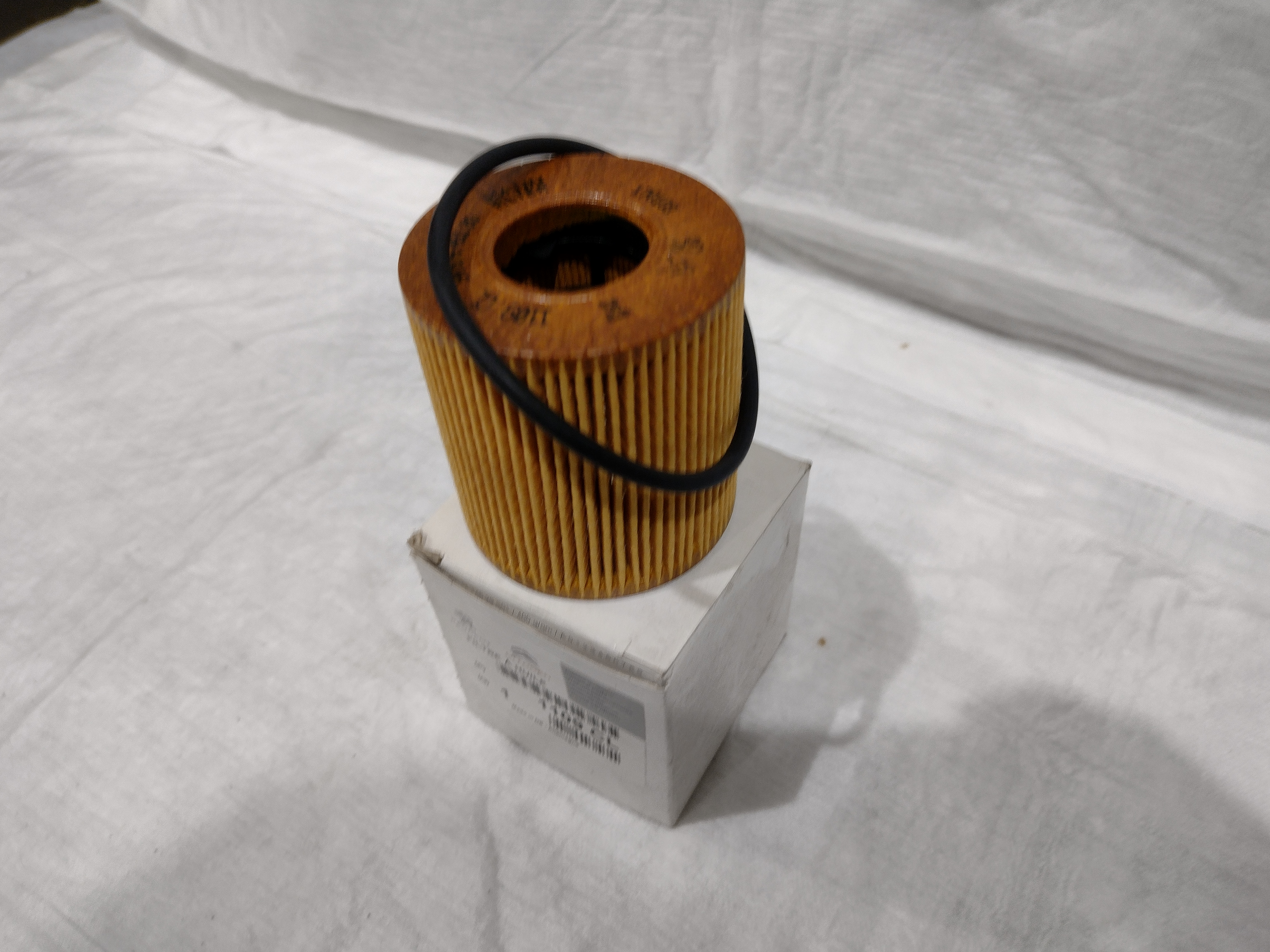 Peugeot / Citroen Ölfilter Ölfiltereinsatz 1109CL NEU NOS NEW