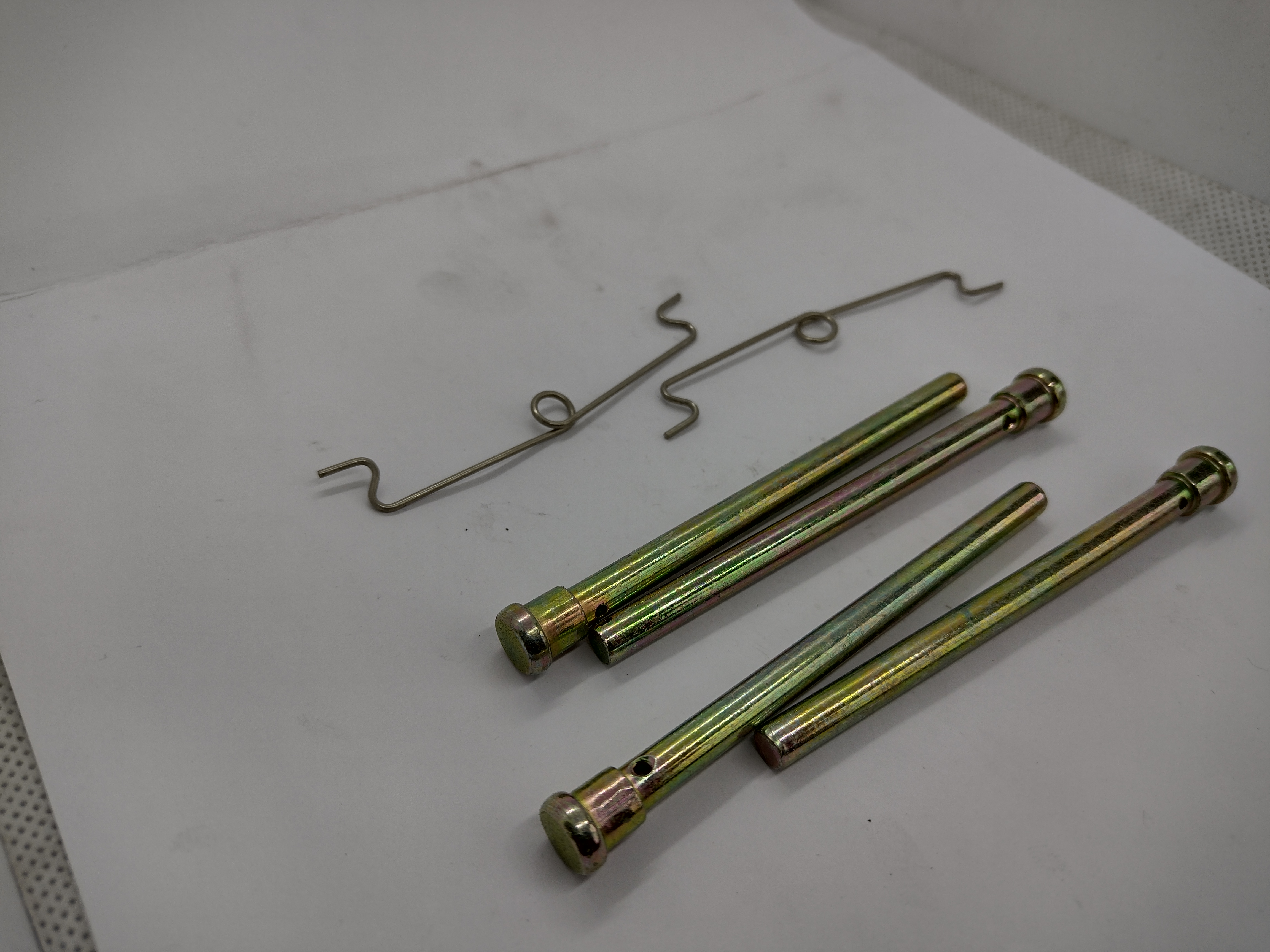 Peugeot / Citroen Zubehörsatz, Scheibenbremsbelag 442742 NEU NOS NEW OEM
