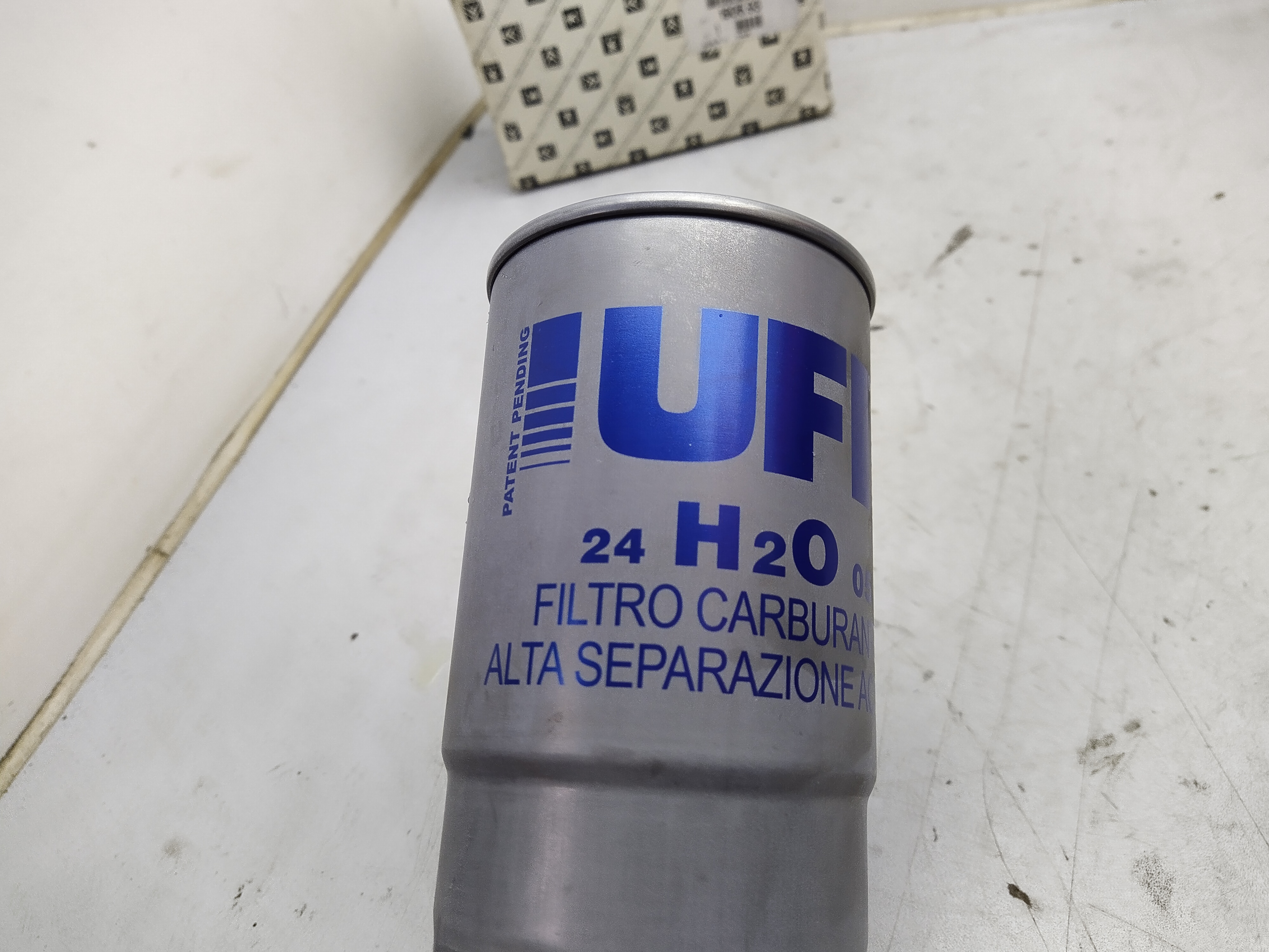Peugeot 190693 Kraftstofffilter NEU NOS NEW